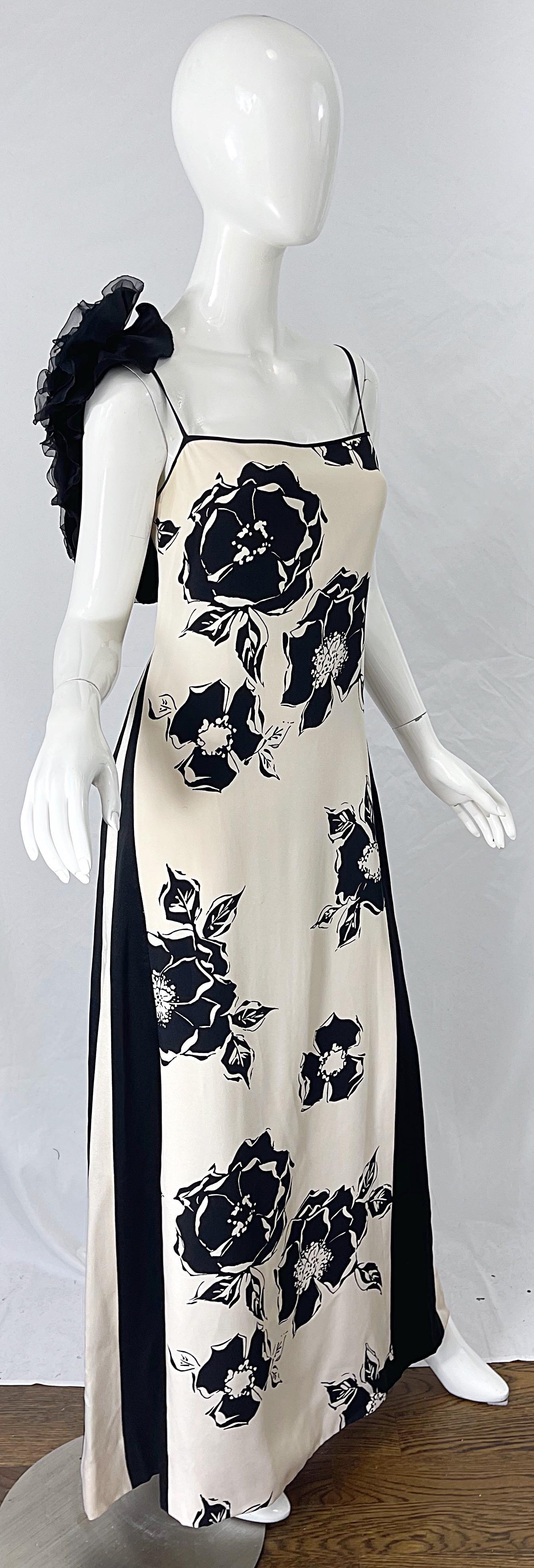 Gray 1990s James Galanos Black and White Rosette Sleeve Vintage 90s Silk Gown Dress For Sale