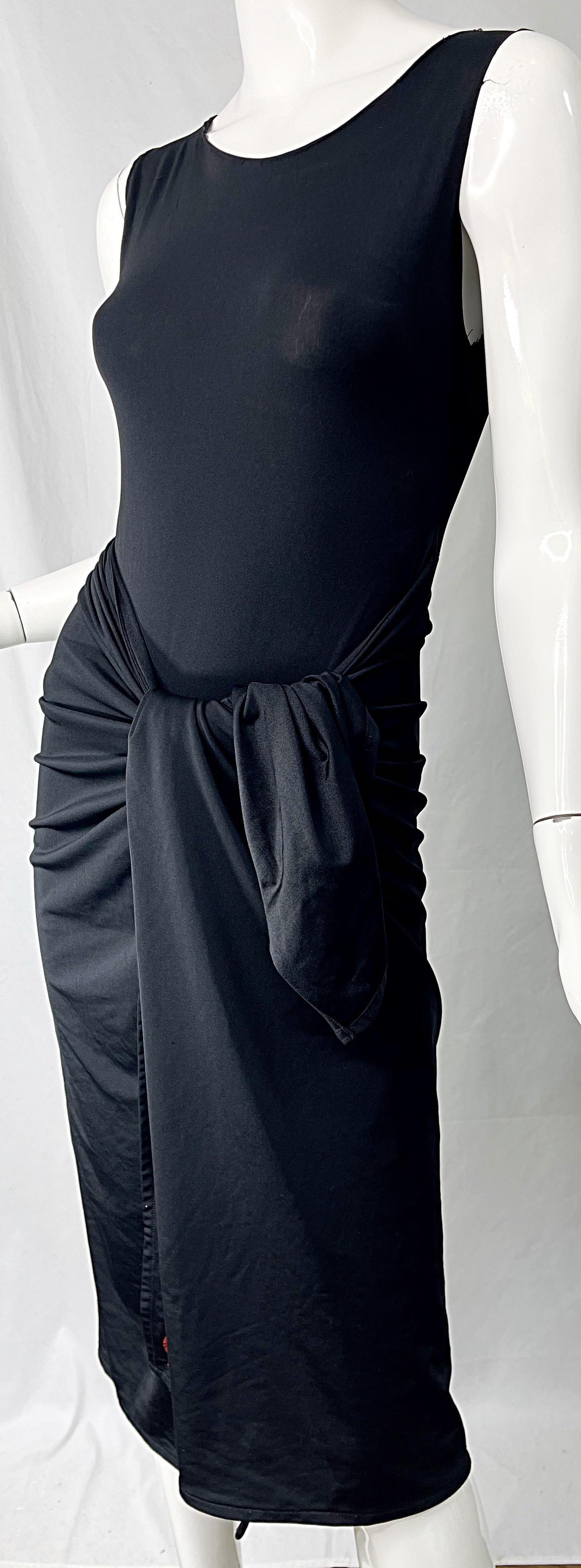 Jean Paul Gaultier - Robe moulante asymétrique noire avec logo, années 1990 en vente 5