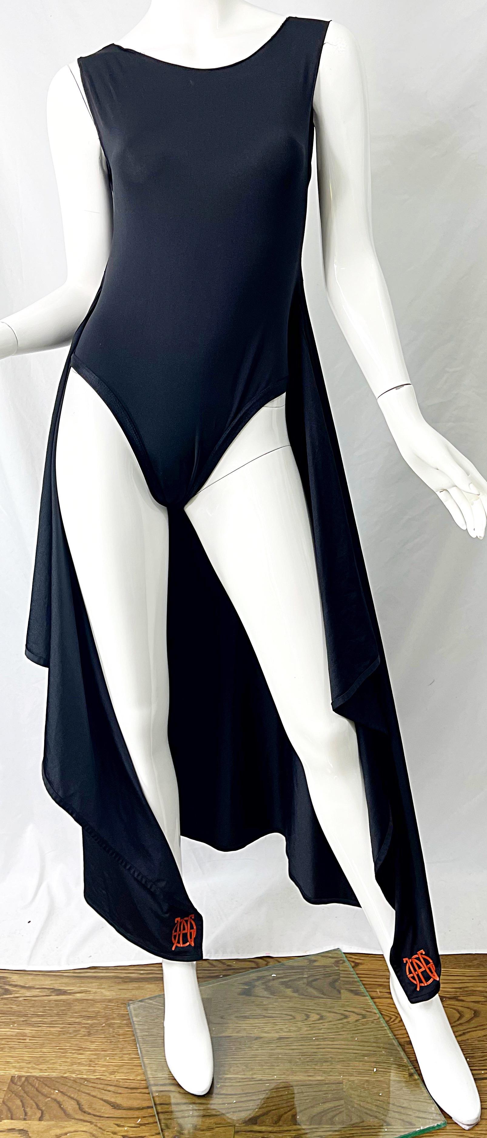 1990er Jean Paul Gaultier Schwarzes einteiliges Bodysuit-Wickelkleid mit Logo aus den 90ern im Angebot 3