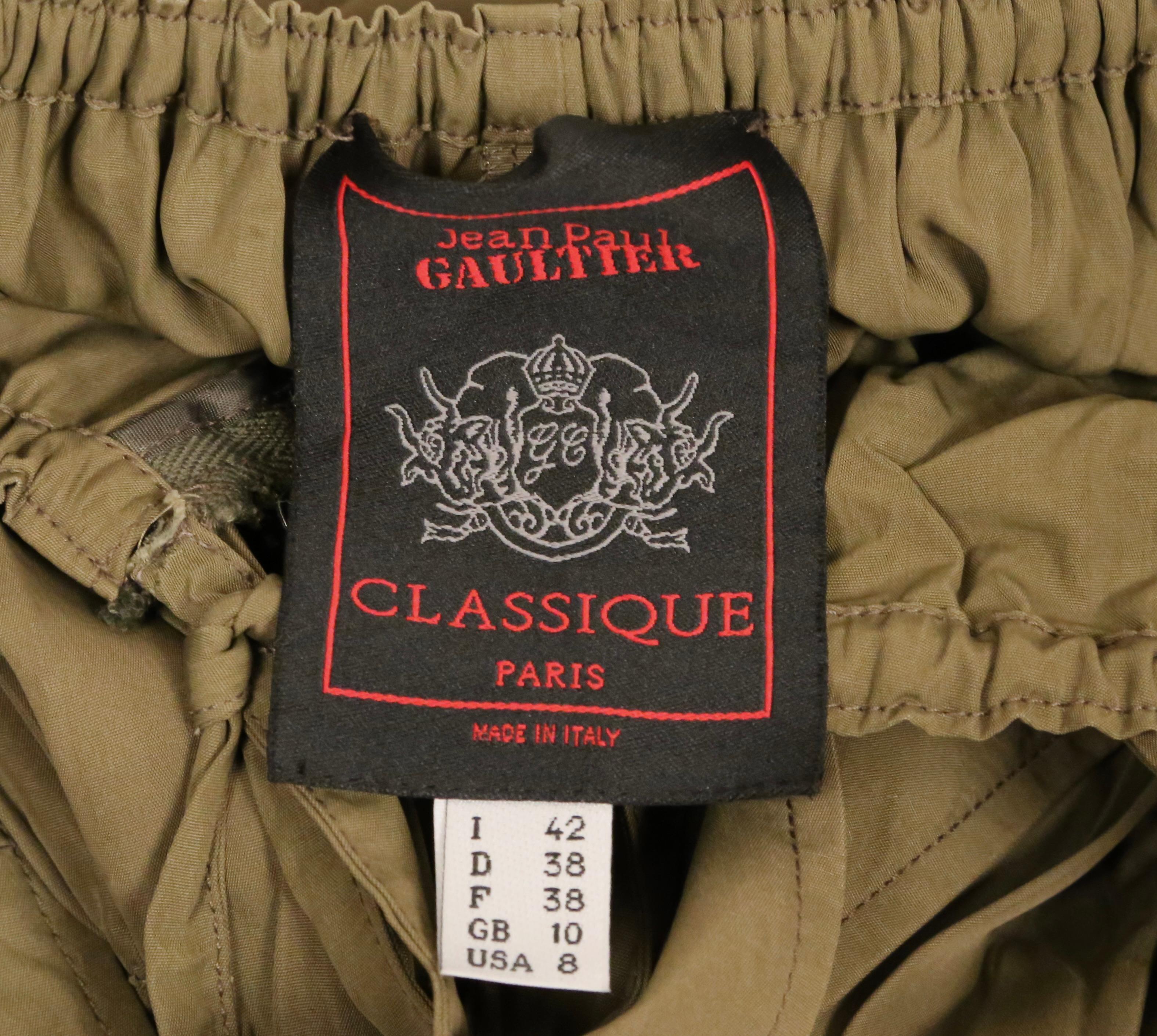 Vestido paracaídas caqui JEAN PAUL GAULTIER CLASSIQUE de los años 90 en venta 3
