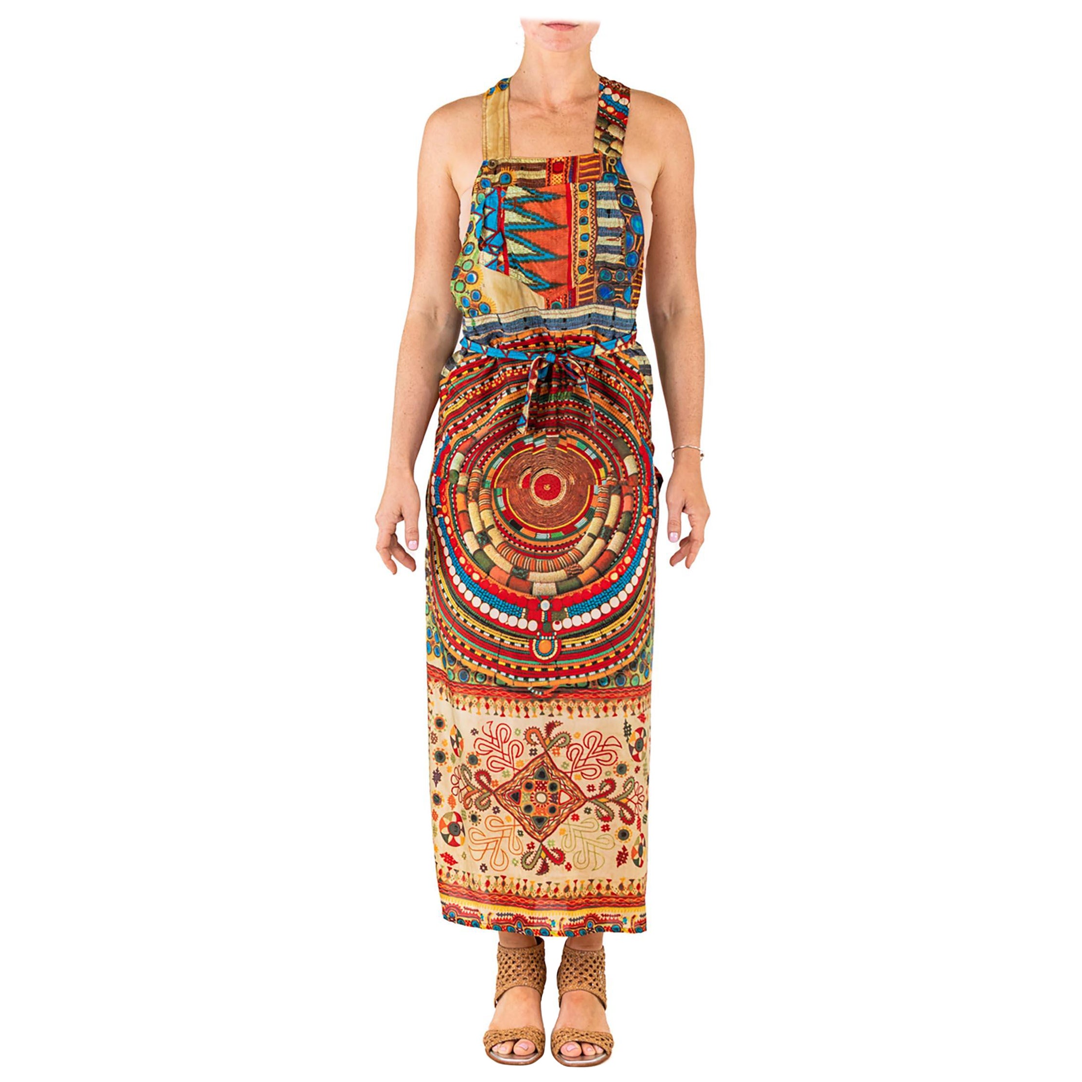 Mehrfarbig bedrucktes Seidenkleid von Jean Paul Gaultier aus den 1990er Jahren mit Schrägschnitt im Angebot