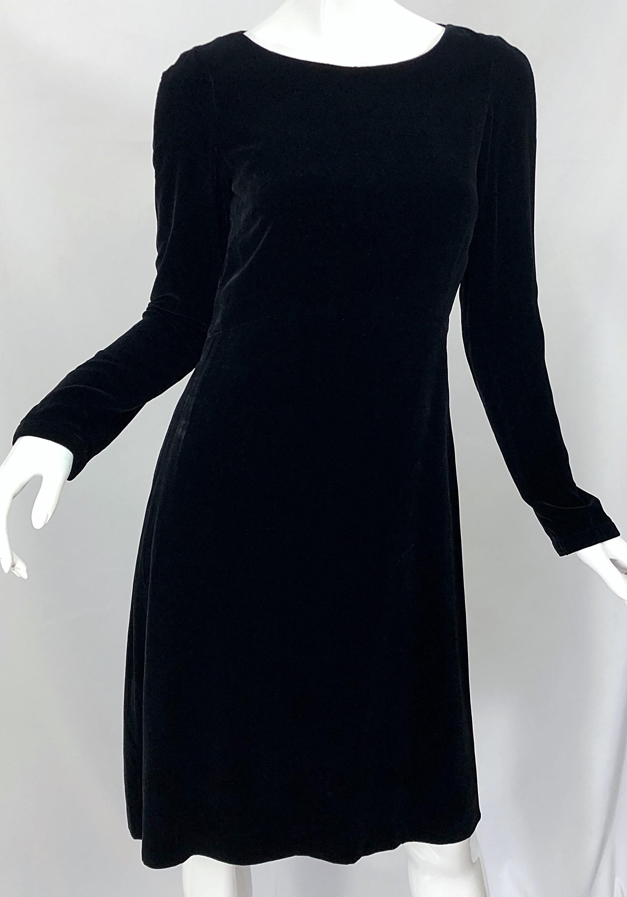 1990s Jil Sander Black Lightweight Velvet Size 34 / 2 4 Minimalist Vintage Dress For Sale 4