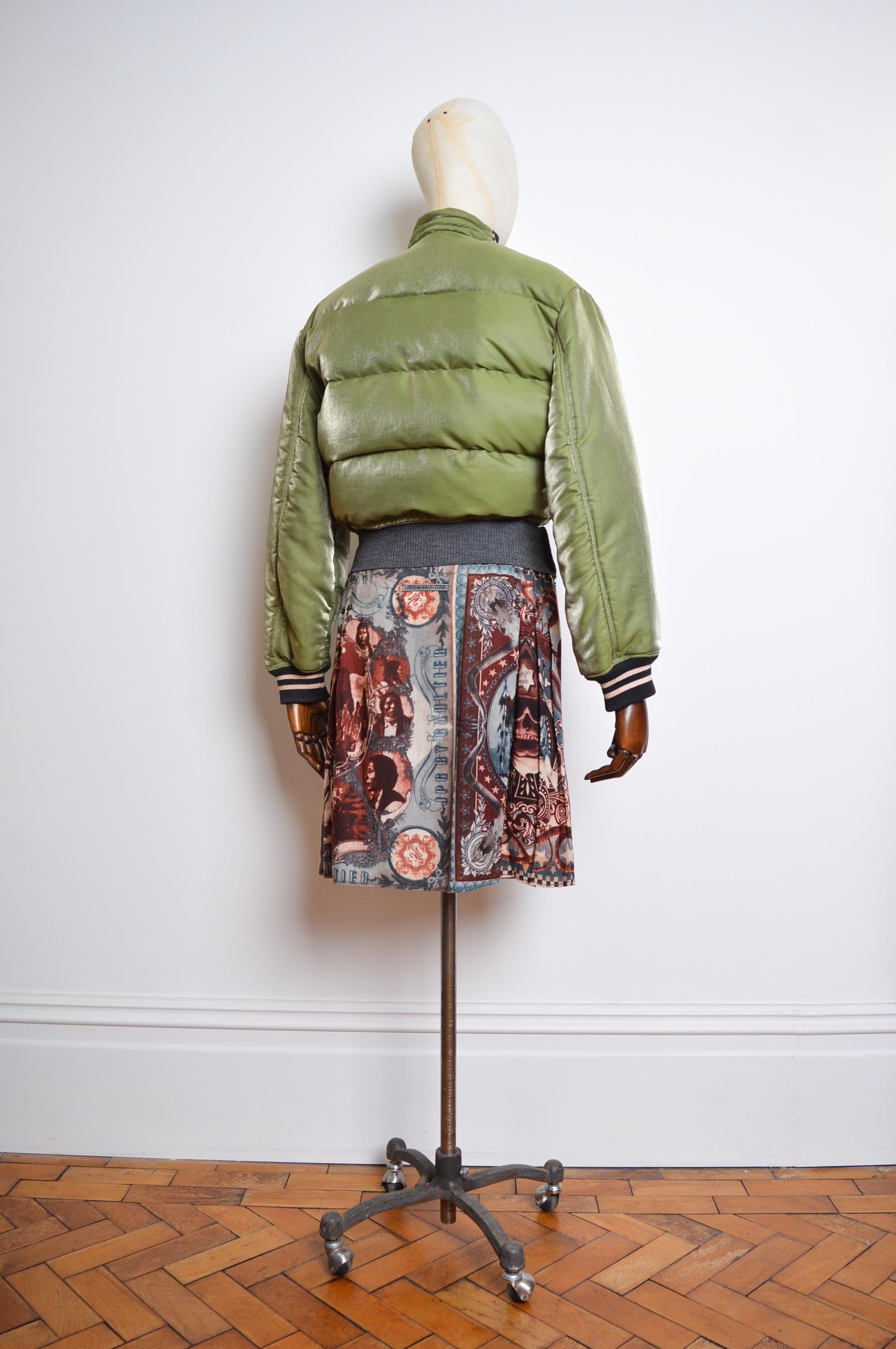 1990's JPG Khaki Green JEAN PAUL GAULTIER Cropped Bomber puffer Jacket with Hood For Sale 12