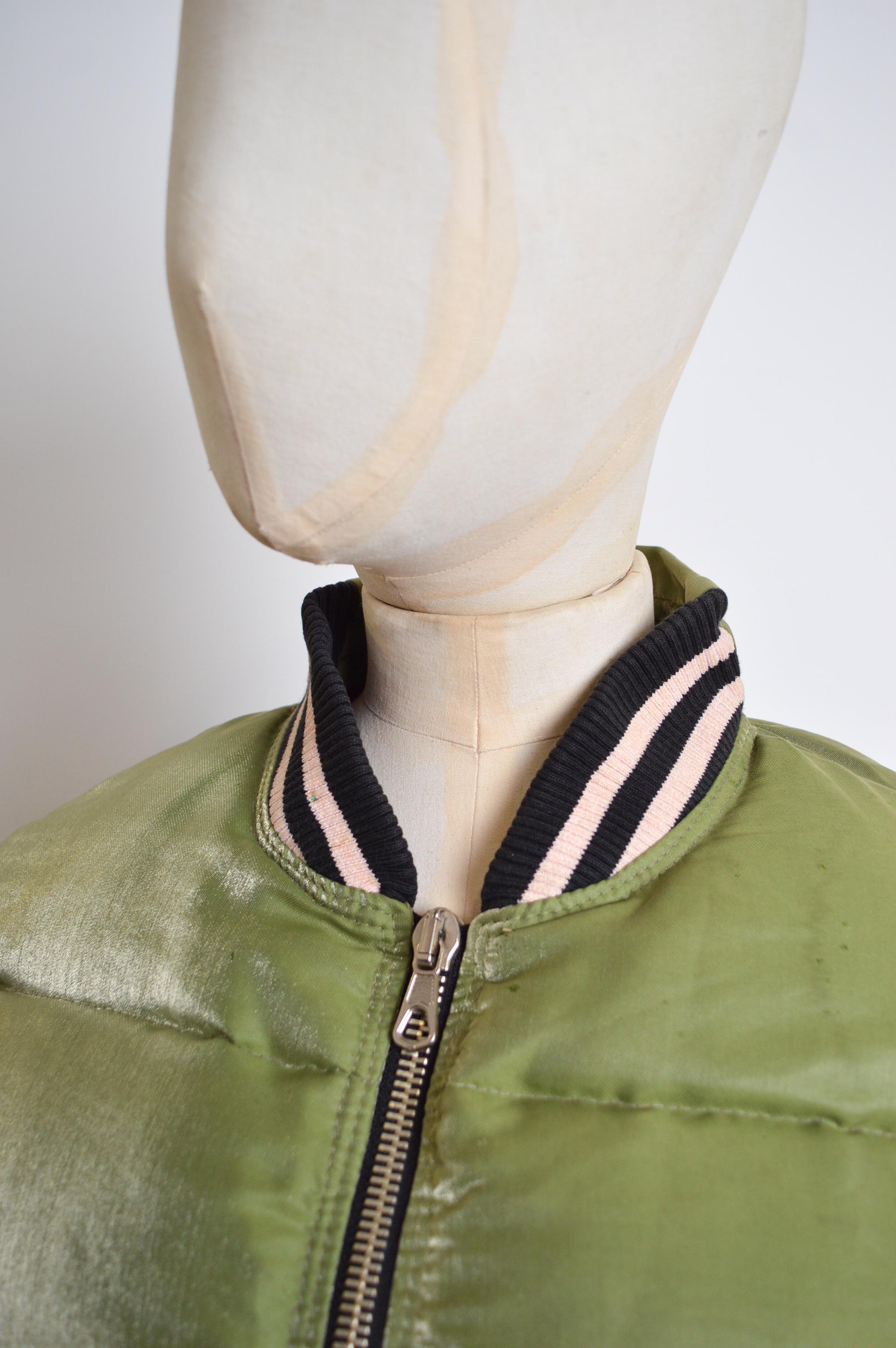 1990's JPG Khaki Green JEAN PAUL GAULTIER Cropped Bomber puffer Jacket with Hood For Sale 13
