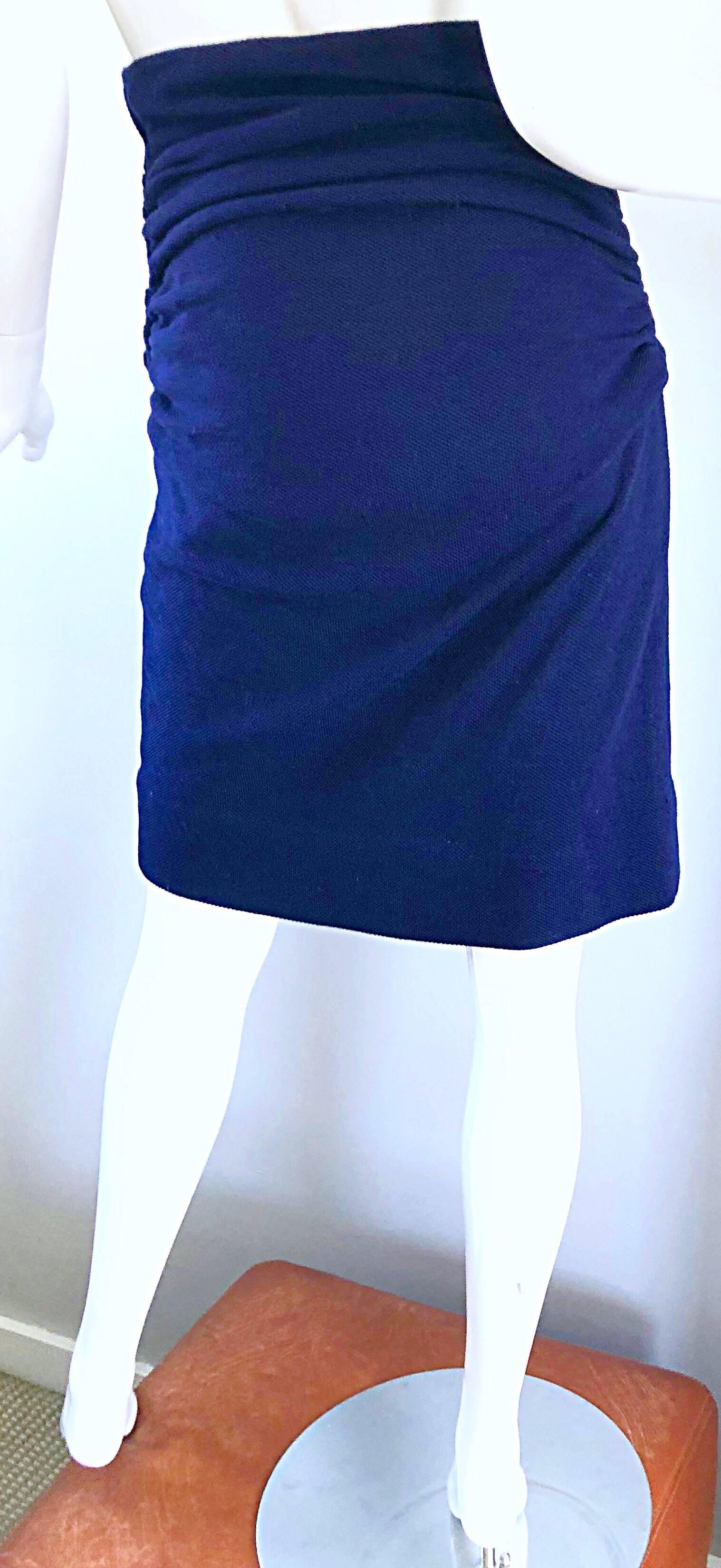 high waisted navy blue skirt
