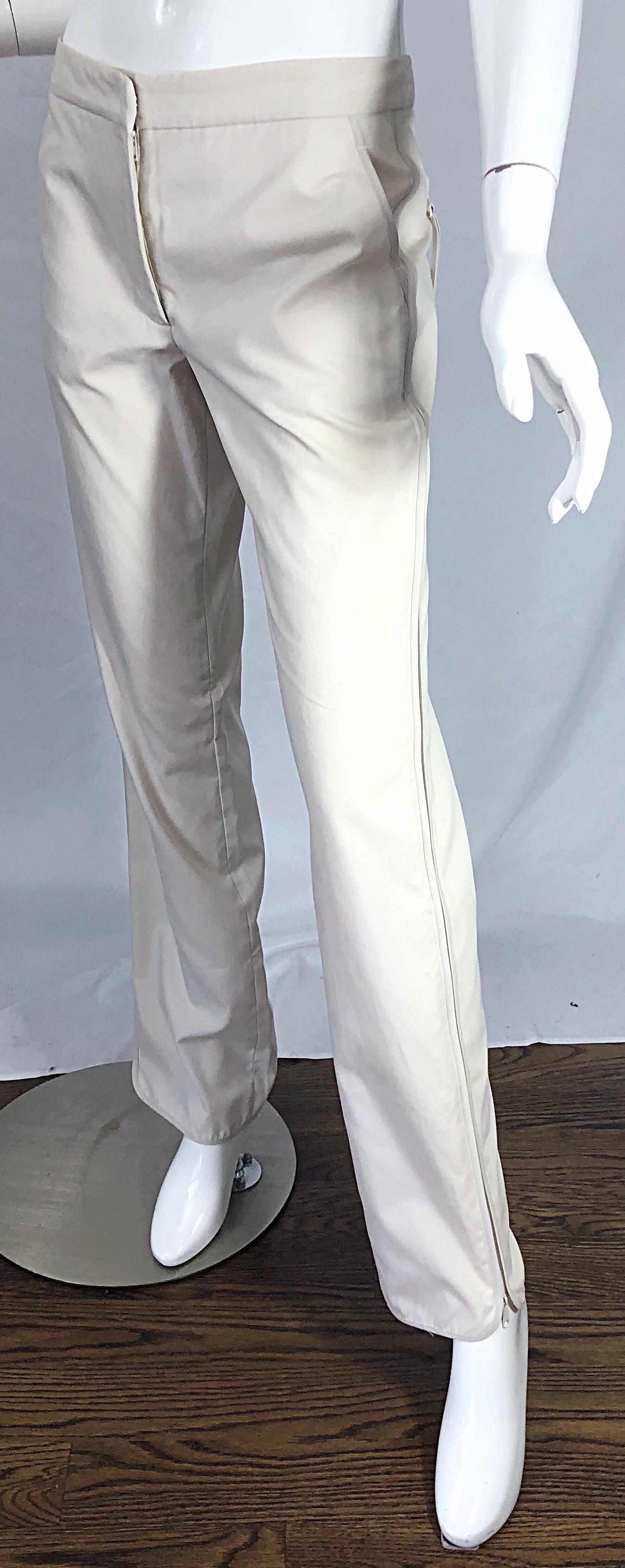 1990s Katayone Adeli Size 6 Zipper Leg Low Rise Stone Khaki Trousers Pants  In Excellent Condition For Sale In San Diego, CA