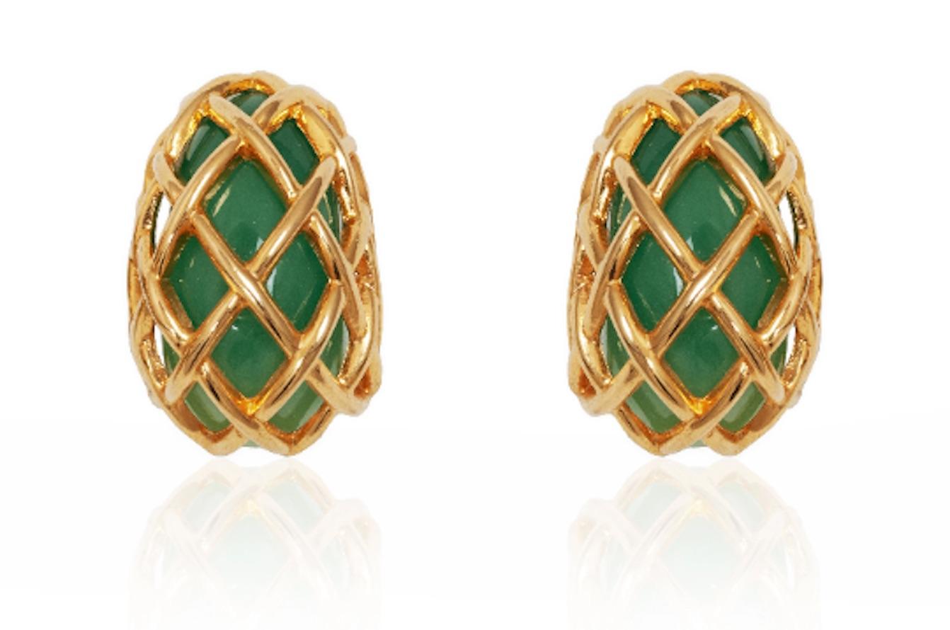 Vintage 1990s Kenneth Jay Lane faux jade lucite clip on earrings in a gold plated basket weave cage. These are fabulous quality, in perfect vintage condition and signed KJL on the clip and on the inside back of the earrings.   

Kenneth Jay Lane