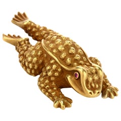 1990s Kieselstein-Cord 18 Karat Green Gold Frog Clip Pin Brooch