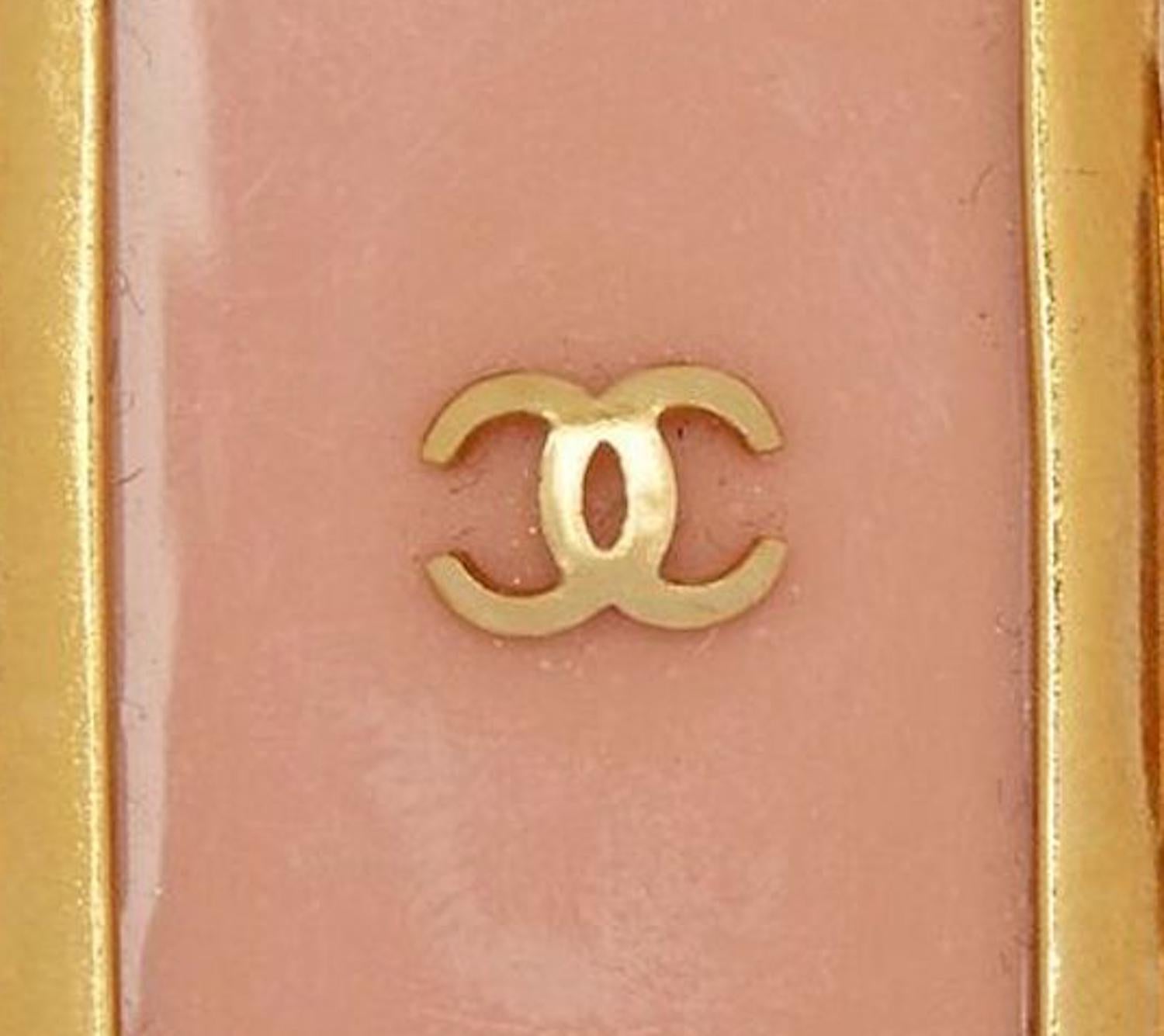 Women's 1990s Large Chanel Gold Plated Gripoix Glass and Rose Enamel CC Brooch