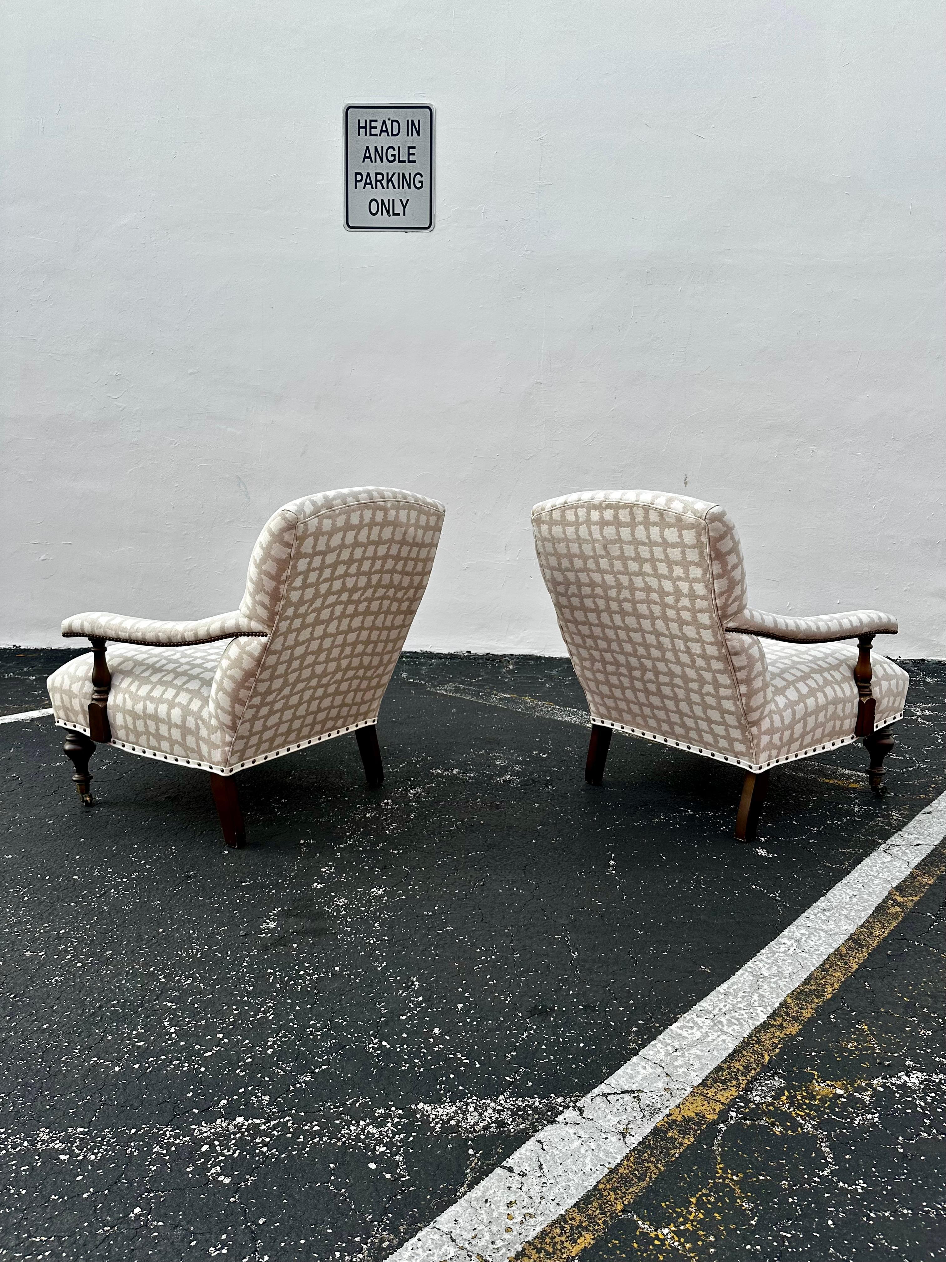 1990 Lee Industries Bibliothèque anglaise Biege White Linen  sur roulettes, ensemble de 2 en vente 4