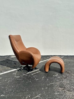 1990s Post Modern Leolux Leather Sculptural Swivel Chair and Ottoman, Set of 2
