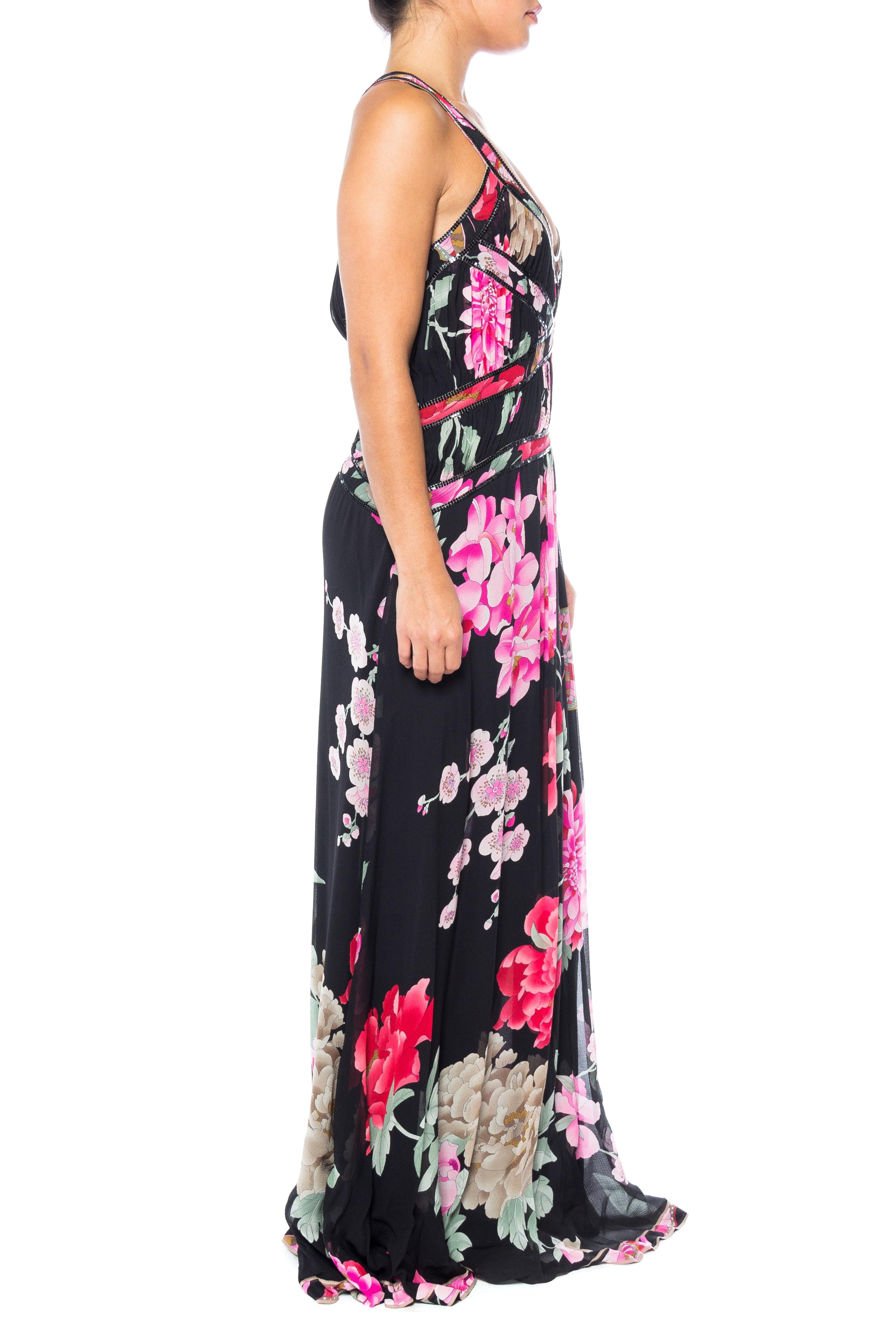 1990S LEONARD Pink & Black Silk Chiffon Tropical Floral Gown With Metal Mesh Tr In Good Condition For Sale In New York, NY