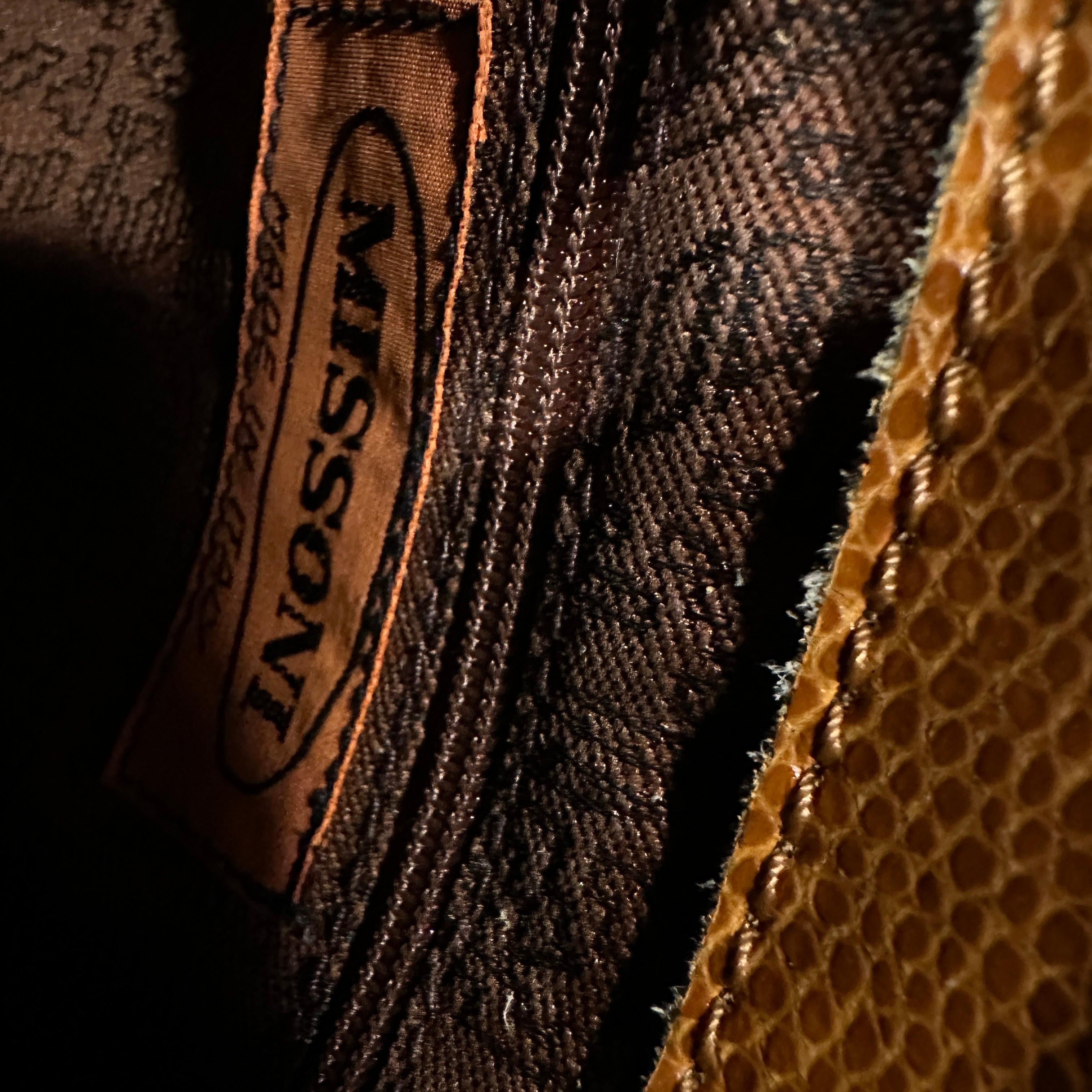1990 - Porte-monnaie en cuir marron clair de Missoni en vente 7