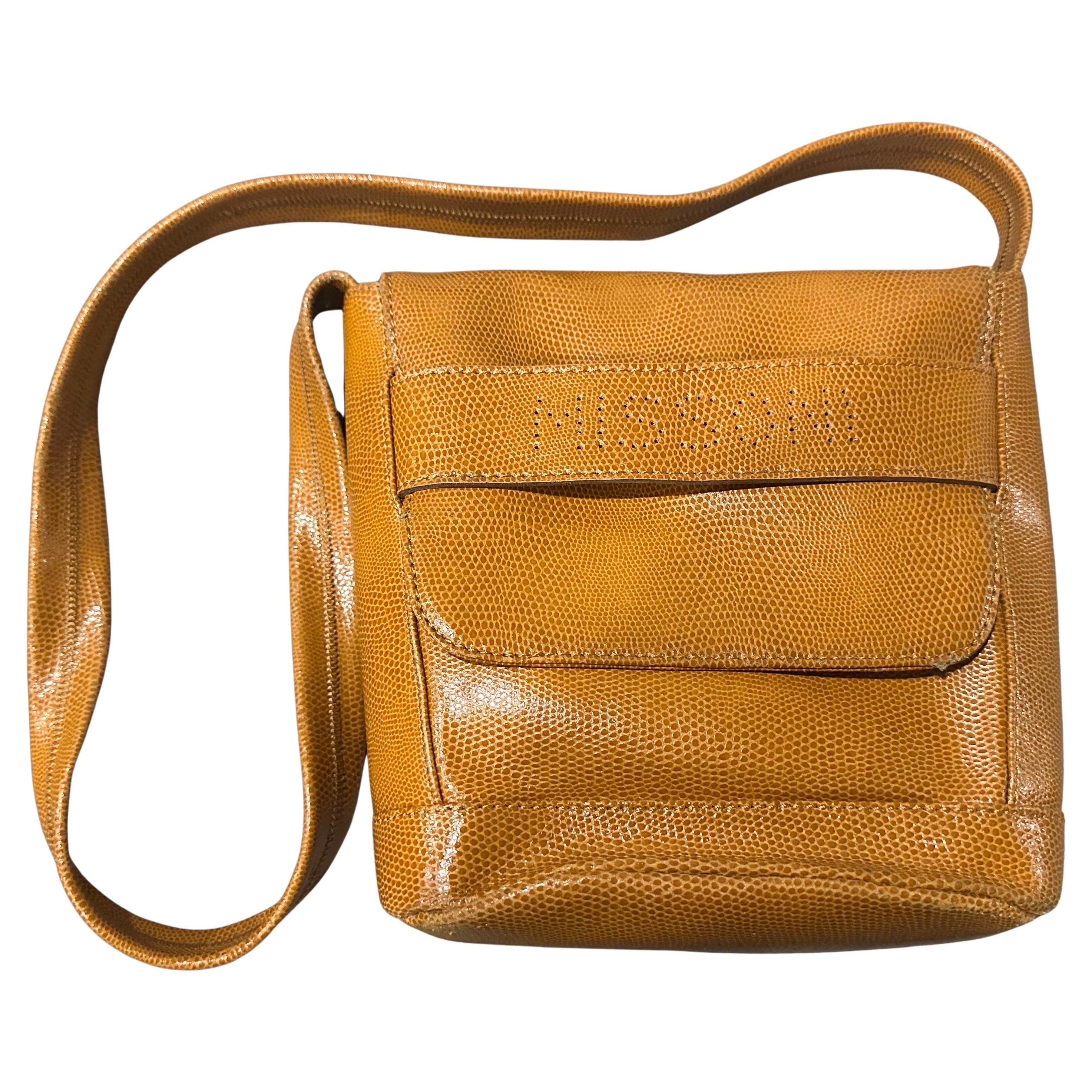 1990 - Porte-monnaie en cuir marron clair de Missoni en vente