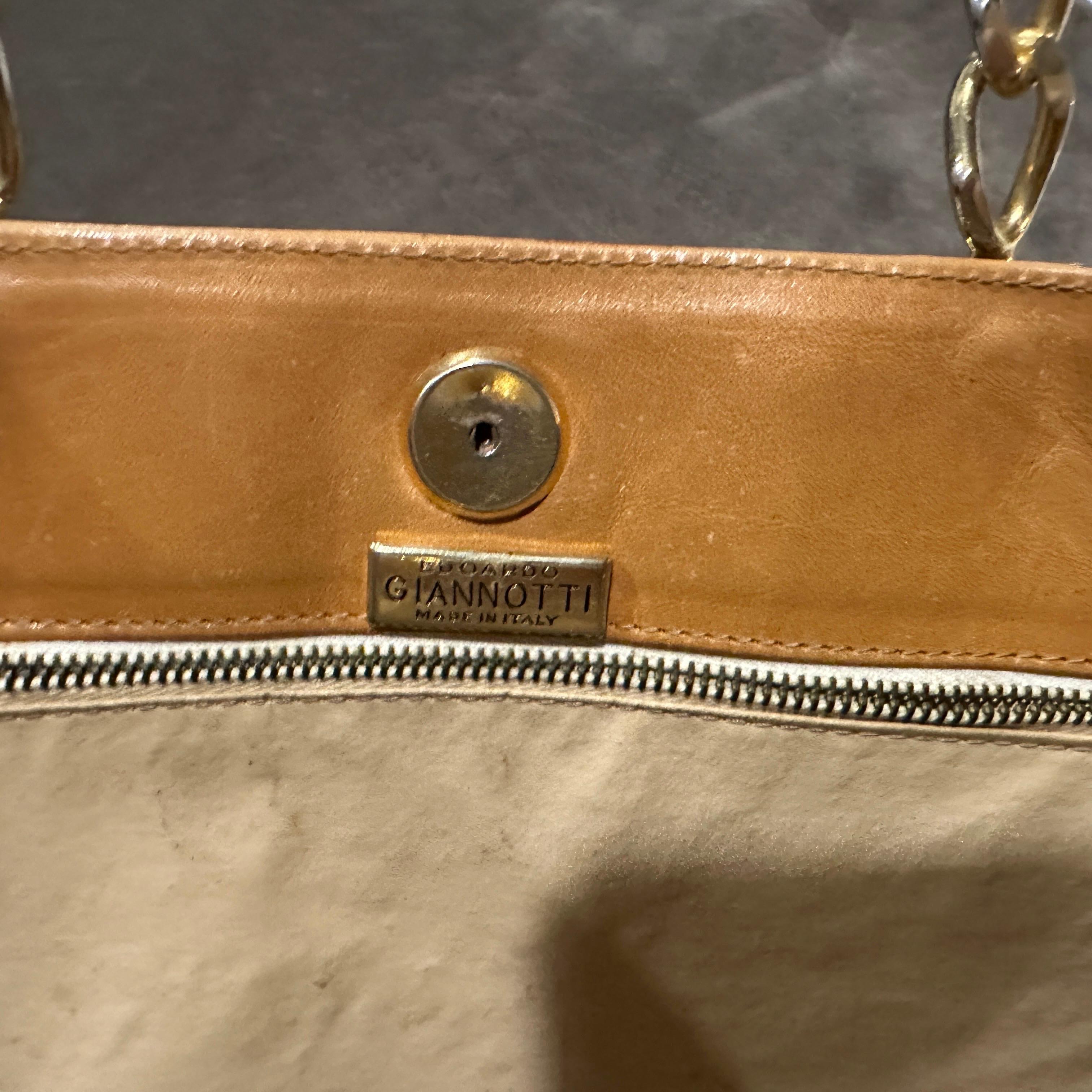 Orange 1990s Light Tan Leather and Gilded Metal Italian Tote Bag by Edoardo Giannotti en vente