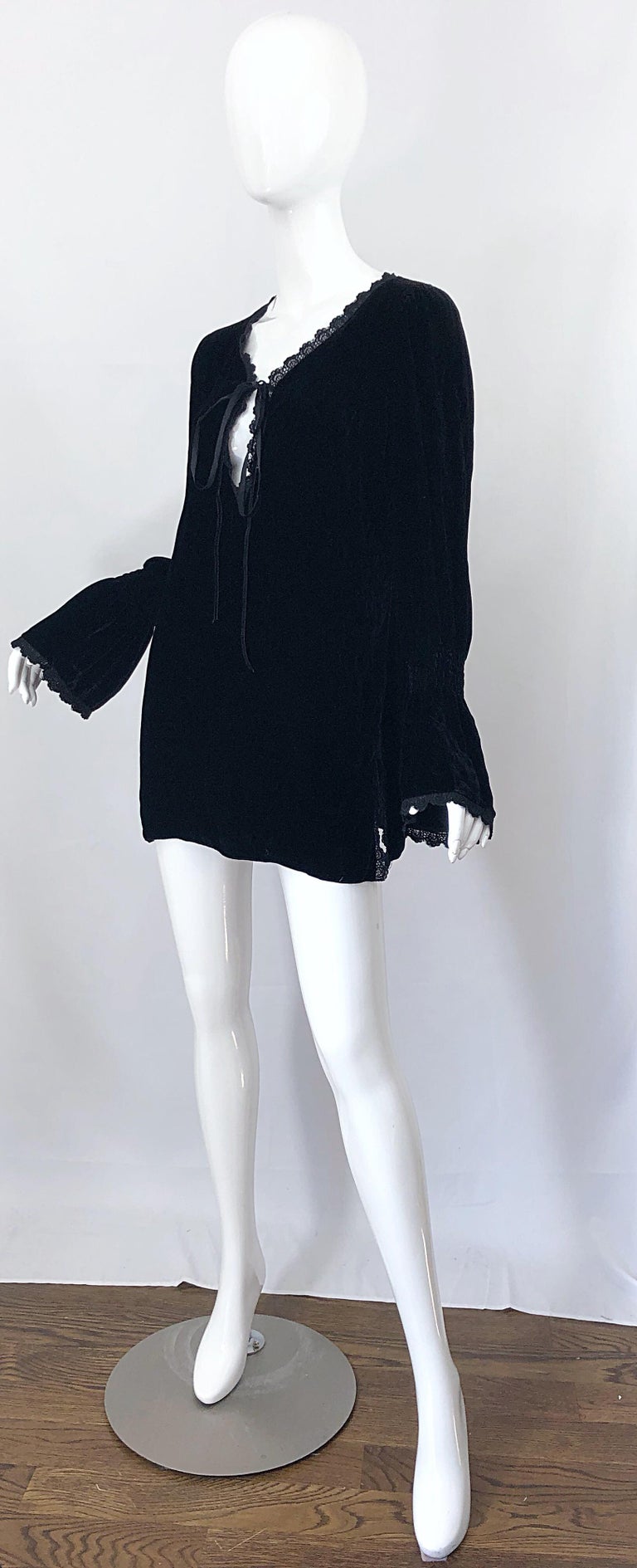 1990s Liz Jacobsson Paris Black Silk Velvet Poet Sleeve Tunic Top 90s Mini Dress For Sale 1