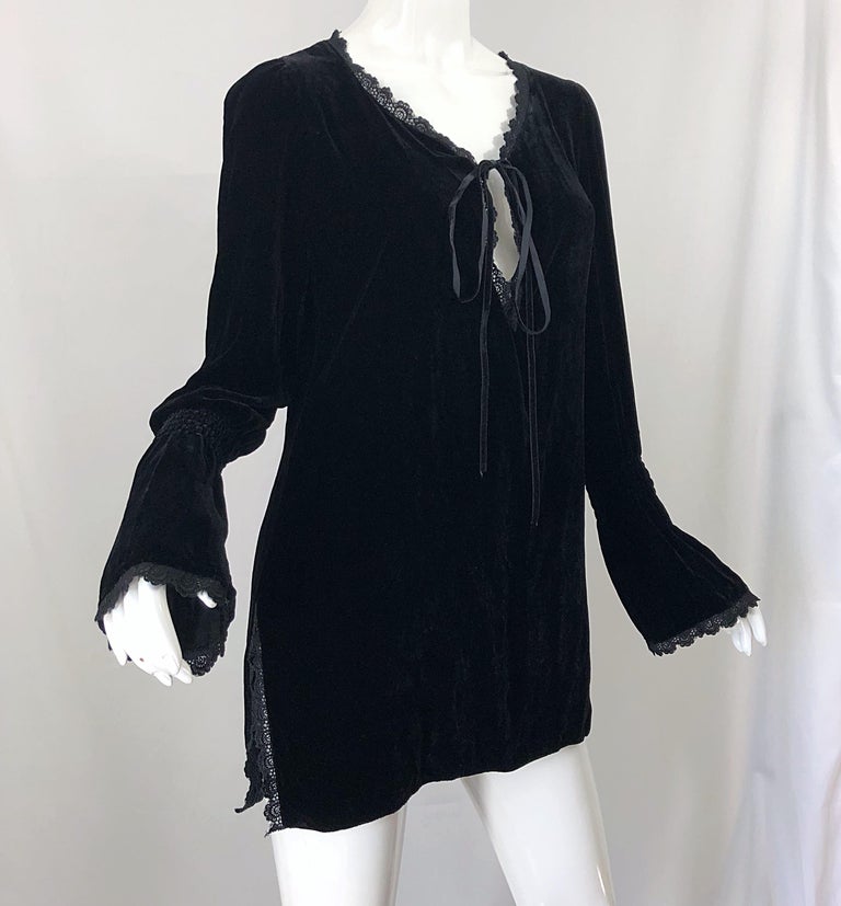 1990s Liz Jacobsson Paris Black Silk Velvet Poet Sleeve Tunic Top 90s Mini Dress For Sale 3