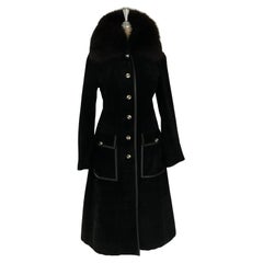 Cappotto lungo in pelle scamosciata anni '90 con colletto di pelliccia