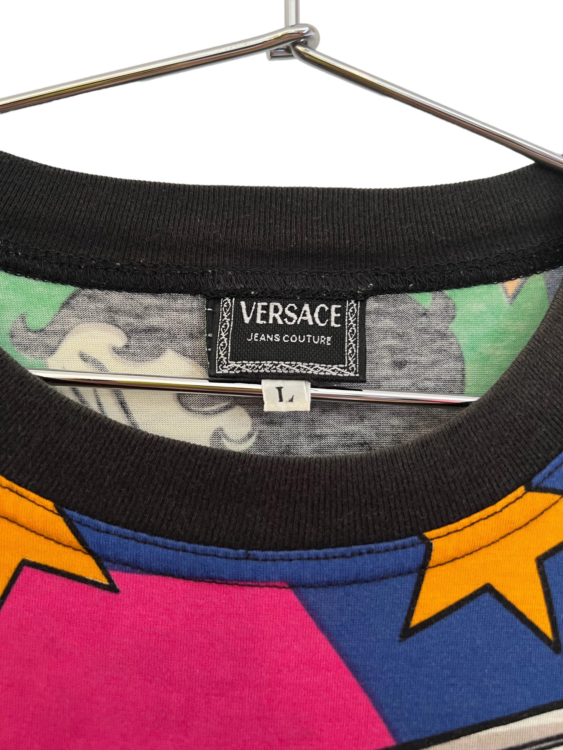 1990's Loud Vintage Gianni Versace Betty Boop Colourful Cartoon Pattern T-Shirt In Excellent Condition For Sale In Sheffield, GB