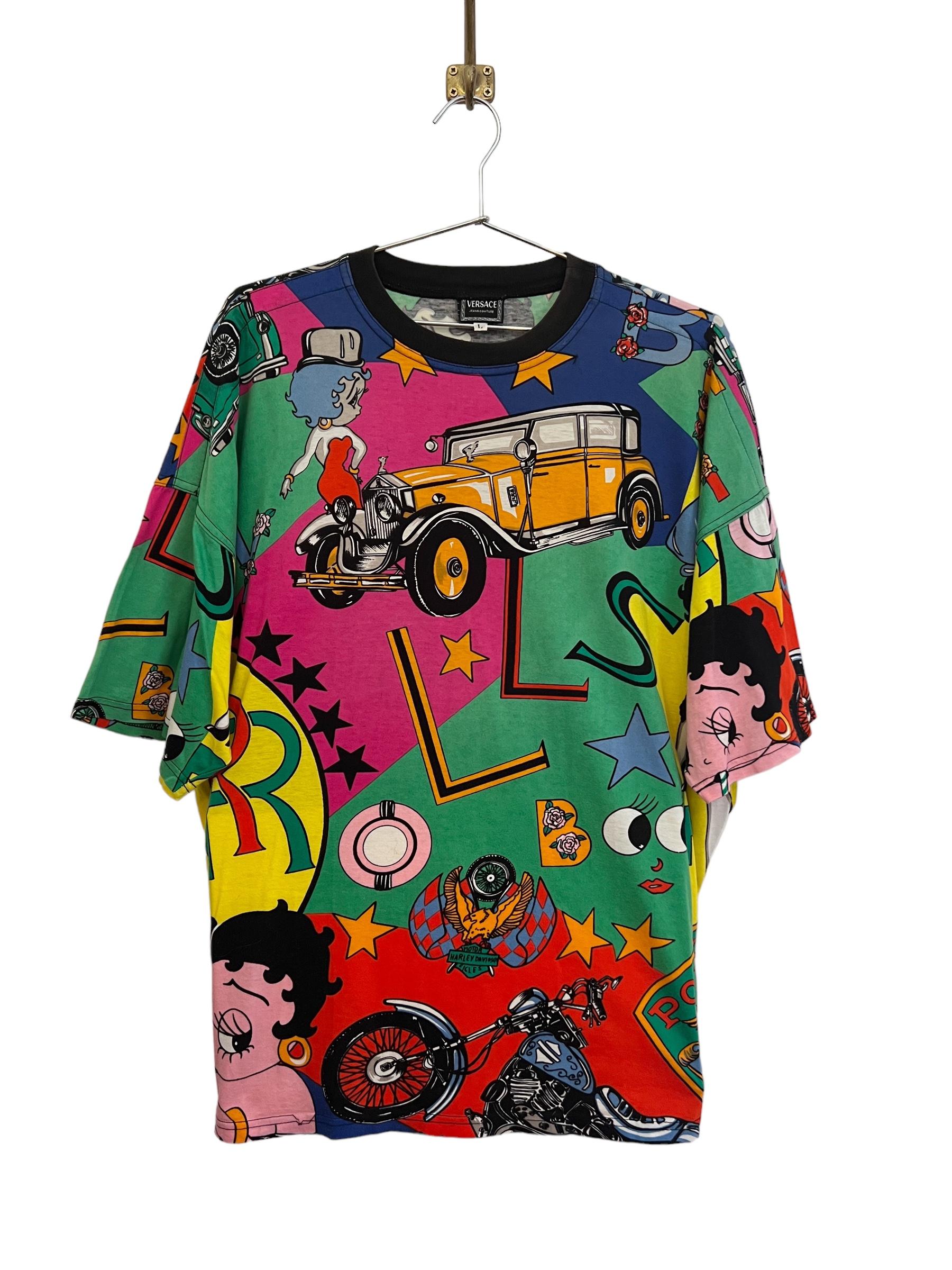 1990's Loud Vintage Gianni Versace Betty Boop Colourful Cartoon Pattern T-Shirt For Sale 3