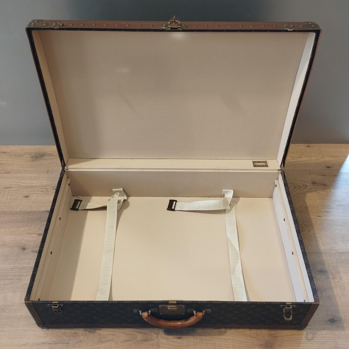1990s Louis Vuitton Alzer 80 For Sale 3
