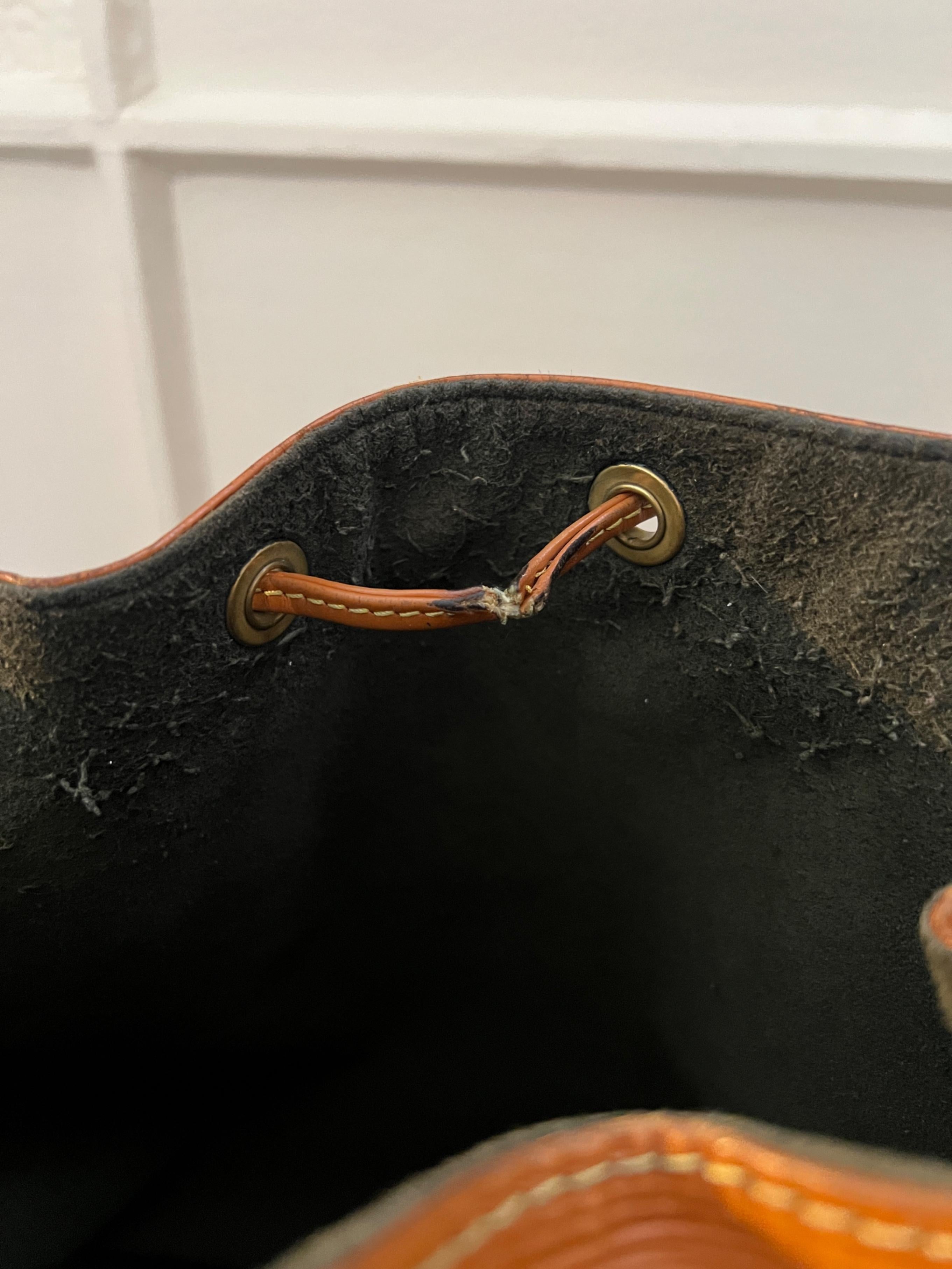1990er Louis Vuitton Cipango Gold Epi Leder Noe GM Bucket Bag im Angebot 1
