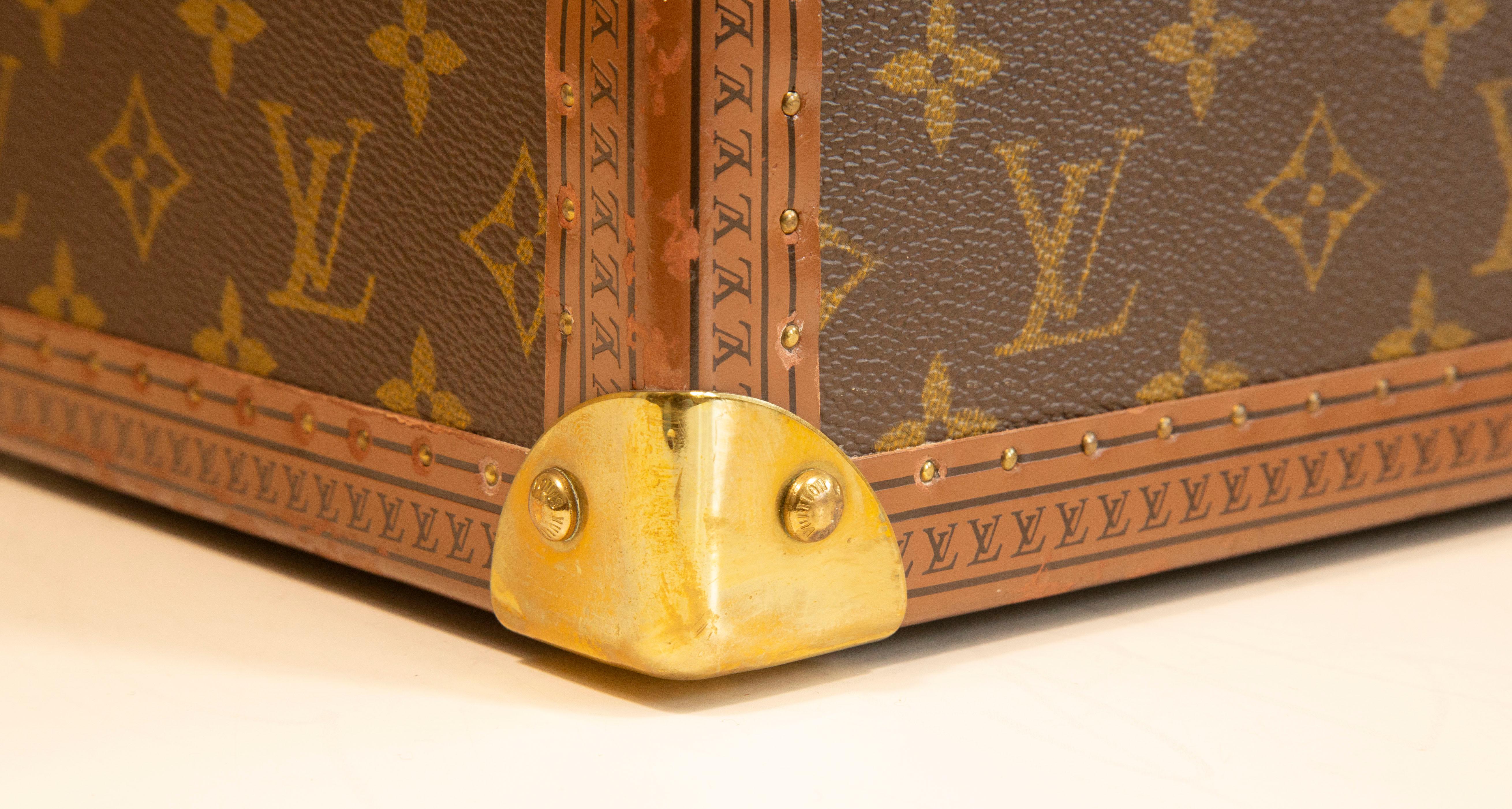 1990s Louis Vuitton Monogram Hard Shell Boite Pharmacie Vanity Trunk Case For Sale 14