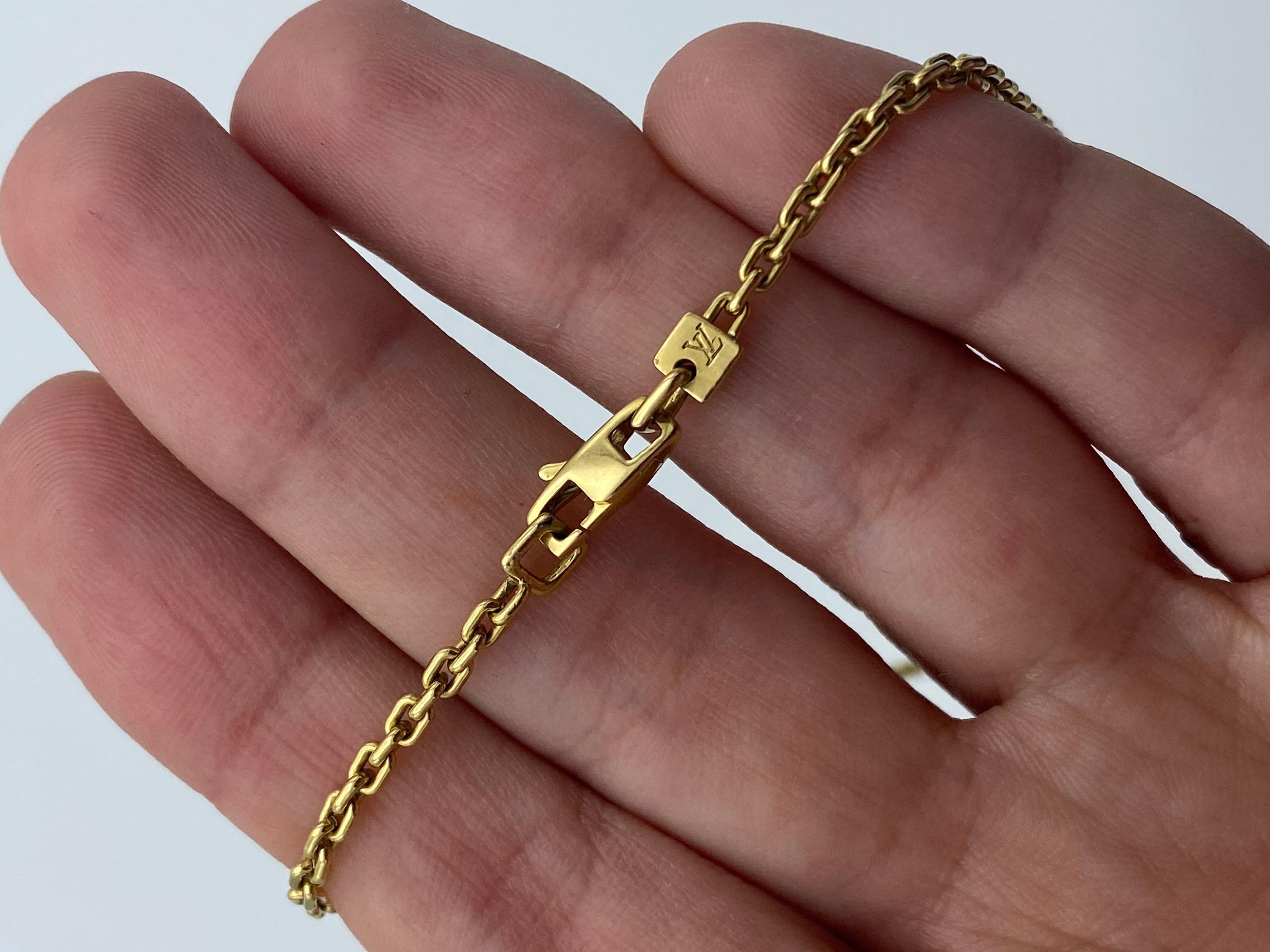 Round Cut 1990's Louis Vuitton Yellow Gold and Diamond Eiffel Tower Chain Necklace