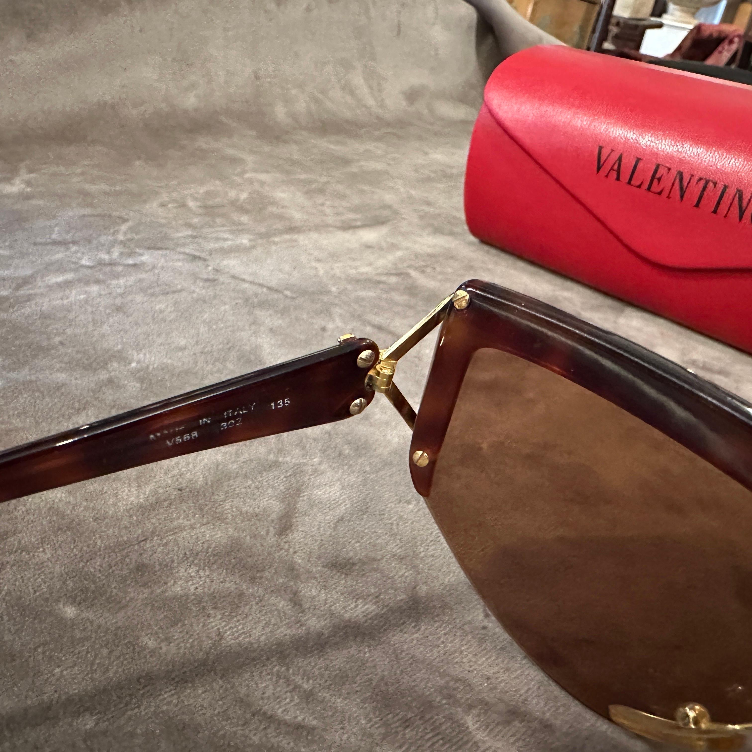 1990s Luxury Oversized Mask Sunglasses by Valentino For Sale 3