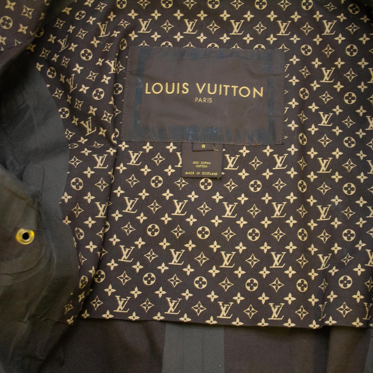 1990's Mackintosh x Louis Vuitton Monogram Trench Coat  For Sale 1
