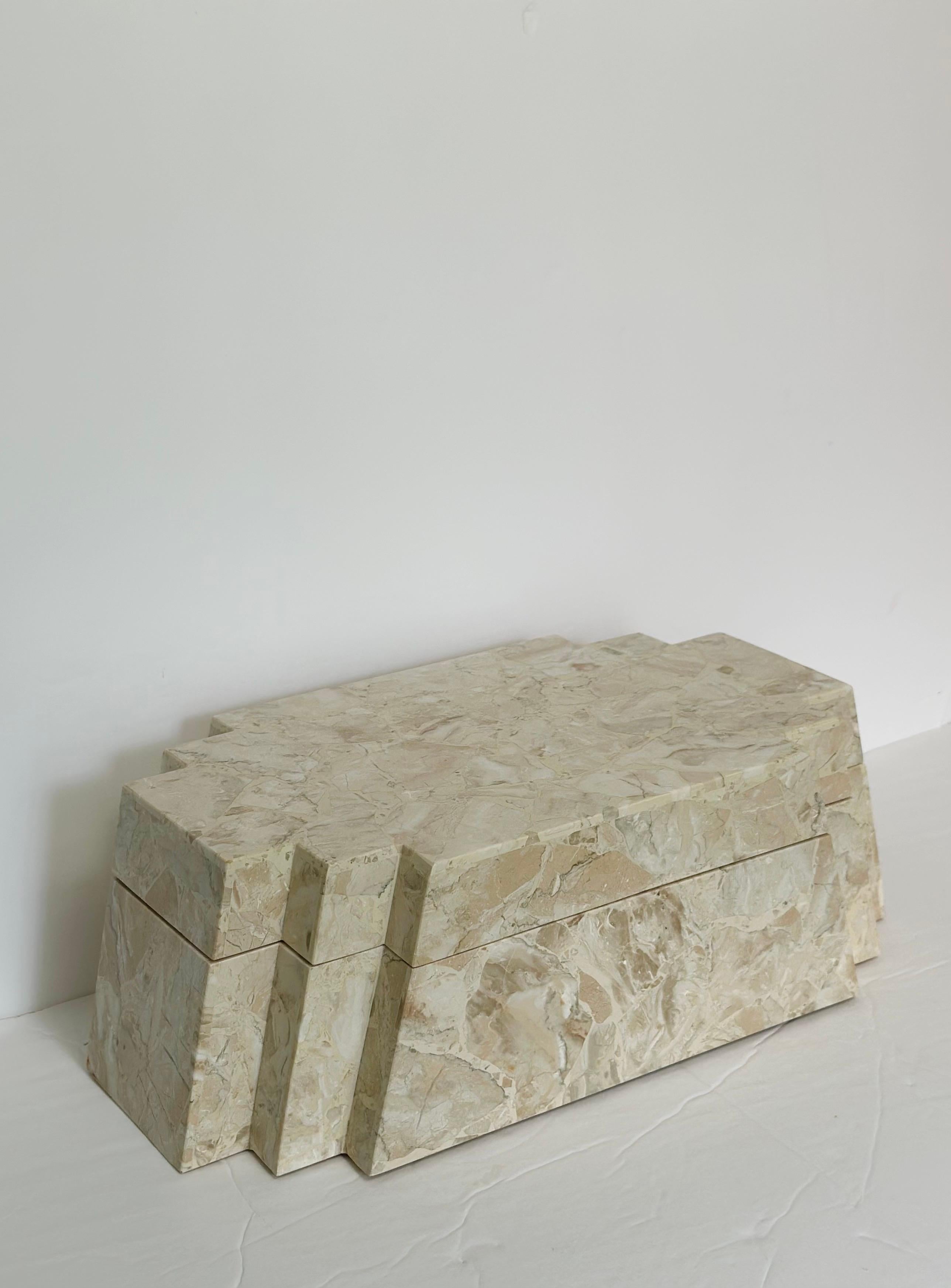 1990s Maitland Smith Tessellated Stone Stepped Geometric Design Decorative Box In Good Condition For Sale In Farmington Hills, MI