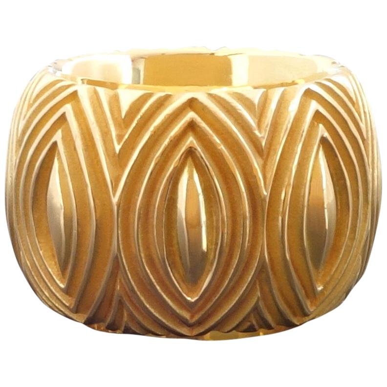 1990s Majo Fruithof Modern Sculpted Gold Band Ring, Switzerland For Sale