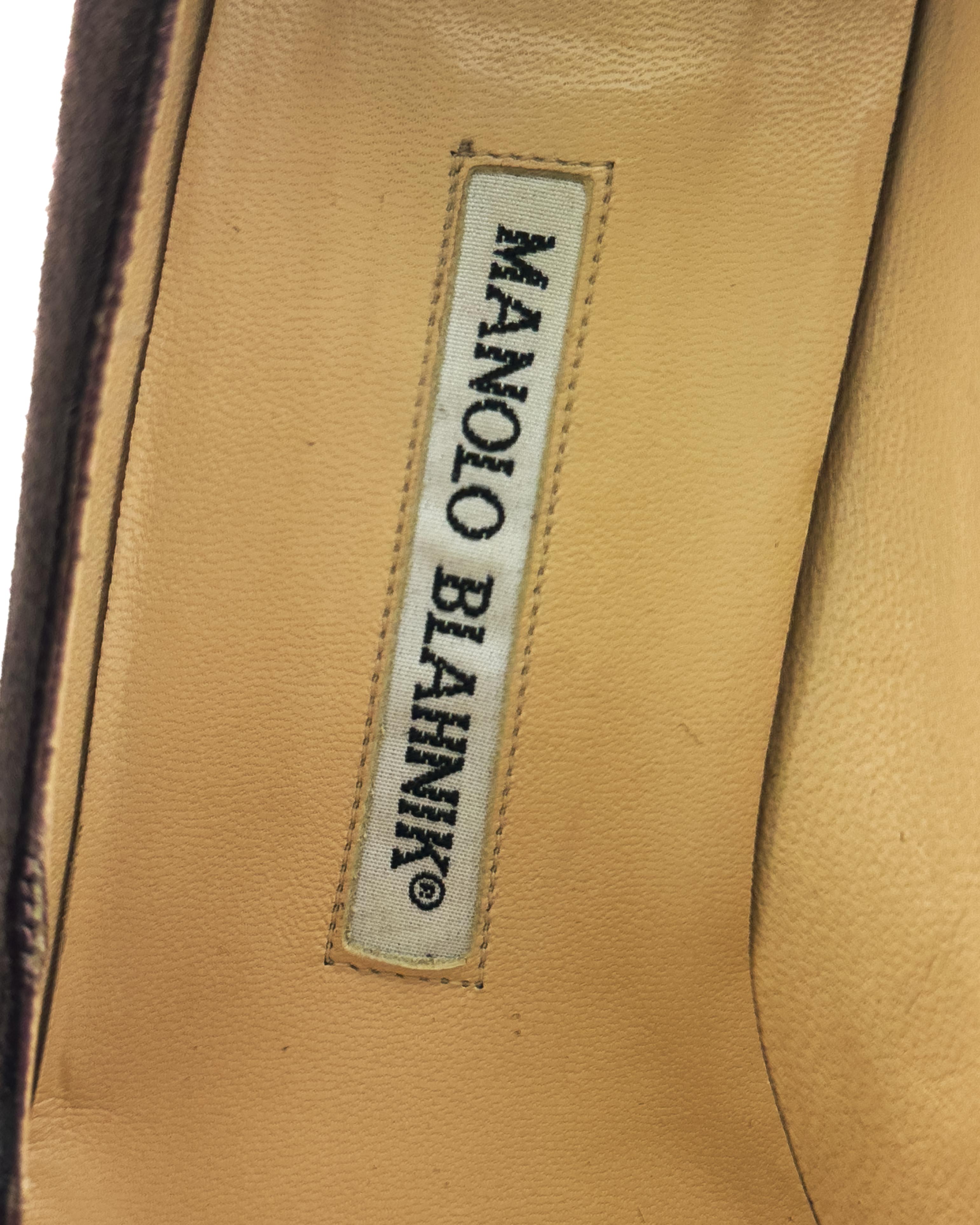 1990s Manolo Blahnik Dark Brown Suede Pumps For Sale 1
