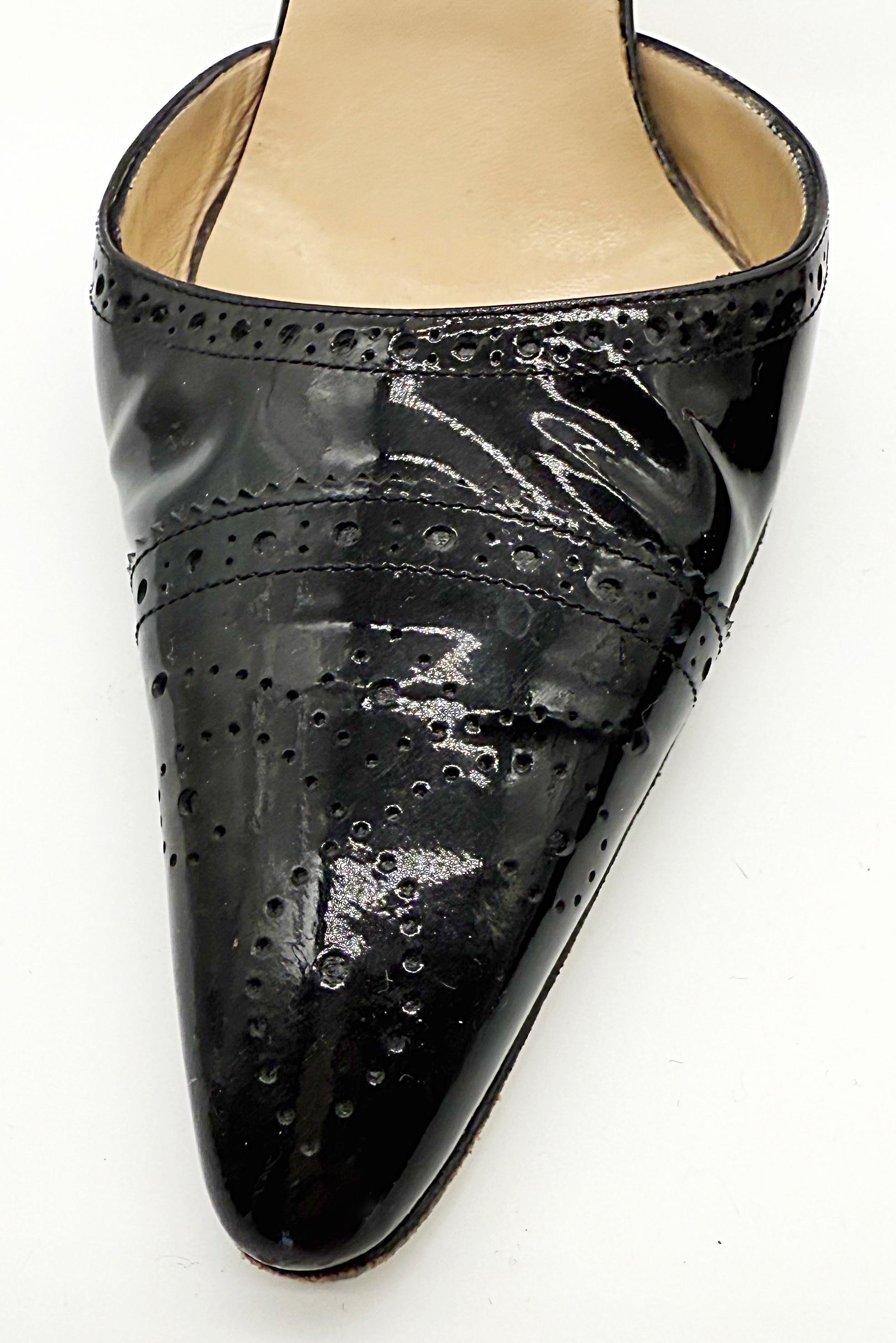 1990s Manolo Blahnik Size 39 / 9 Black Patent Leather Spectator Vintage Heels For Sale 1