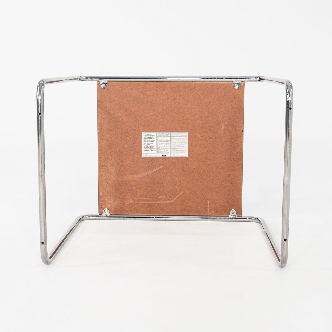 1990 Marcel Breuer for Thonet Laccio Tall Side / End Table in Black Laminate en vente 1