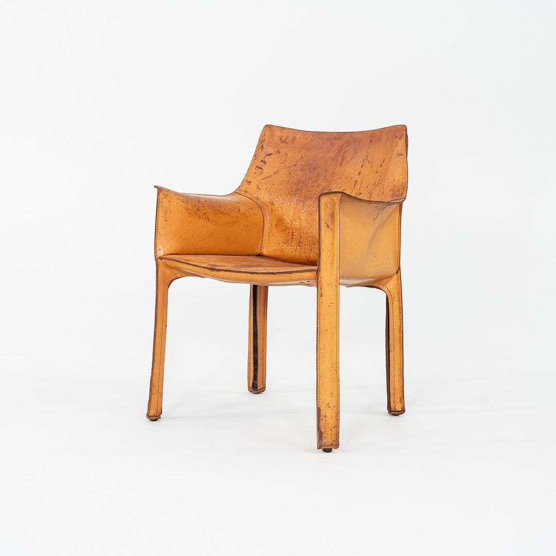 Italiano Mario Bellini per Cassina Cab Arm / Dining Chair del 1990 in pelle cognac in vendita