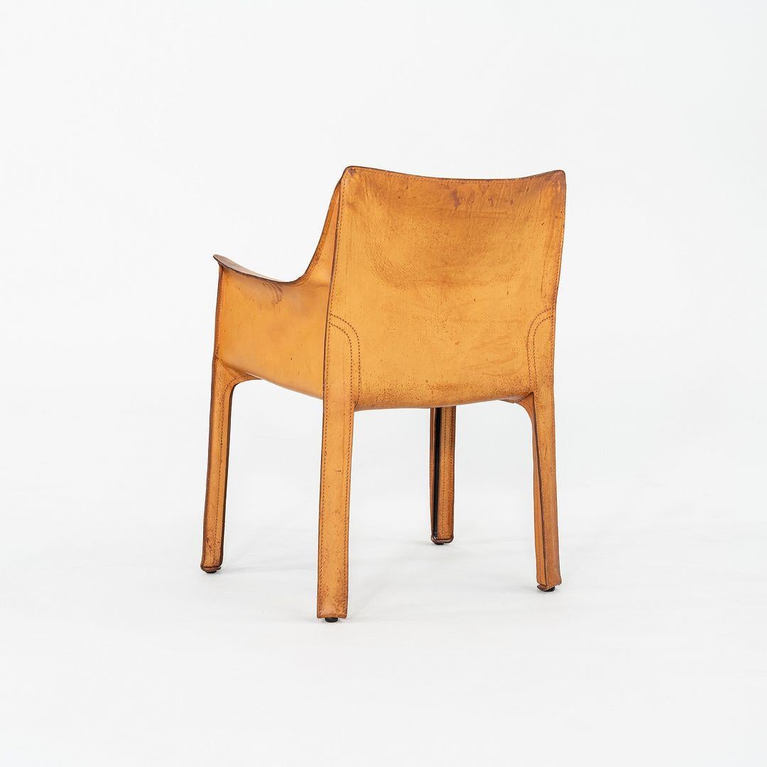 Fine XX secolo Mario Bellini per Cassina Cab Arm / Dining Chair del 1990 in pelle cognac in vendita