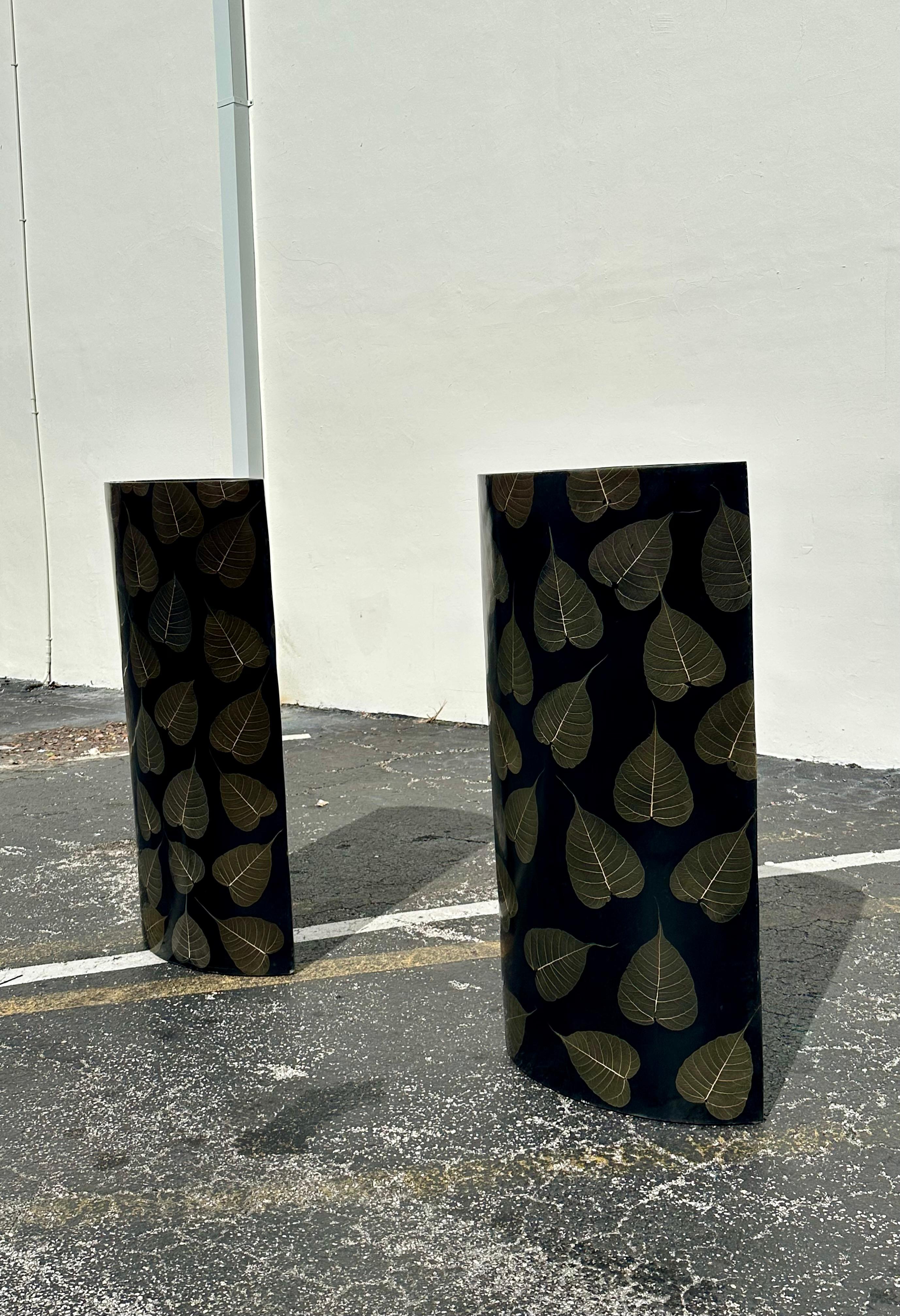 1990 Marquis Collection of Beverly Hills Floor Vase Planters, Set of 2 en vente 3