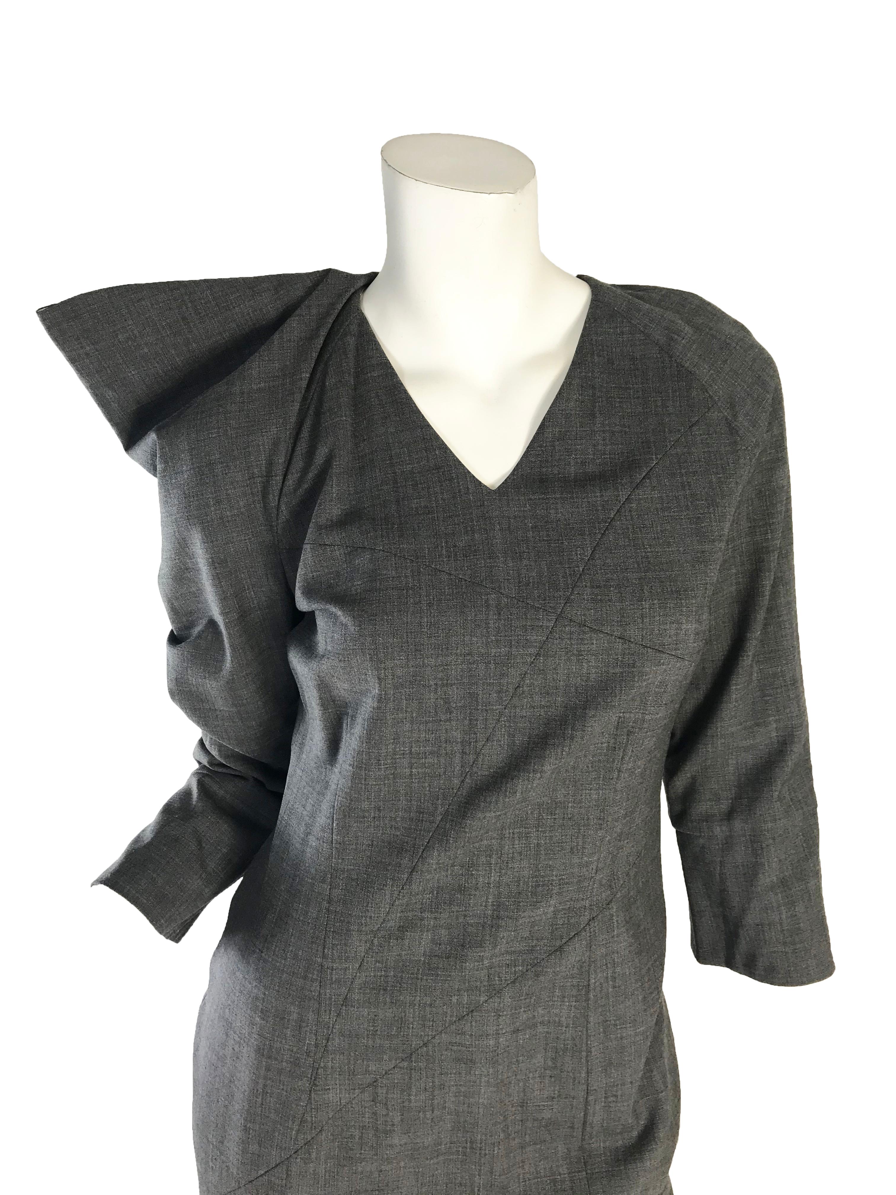 Masaki Matsushima grey wool dress, high slit. 

Condition: Excellent
Made in Paris
Size 2 / US 6 
 
