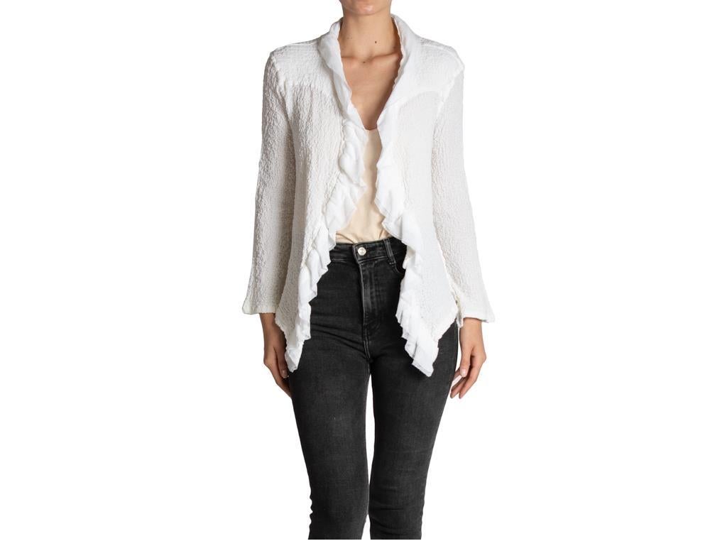 1990S ME BY ISSEY MIYAKE White Cotton Crinkle Crepe Blouse In Excellent Condition For Sale In New York, NY