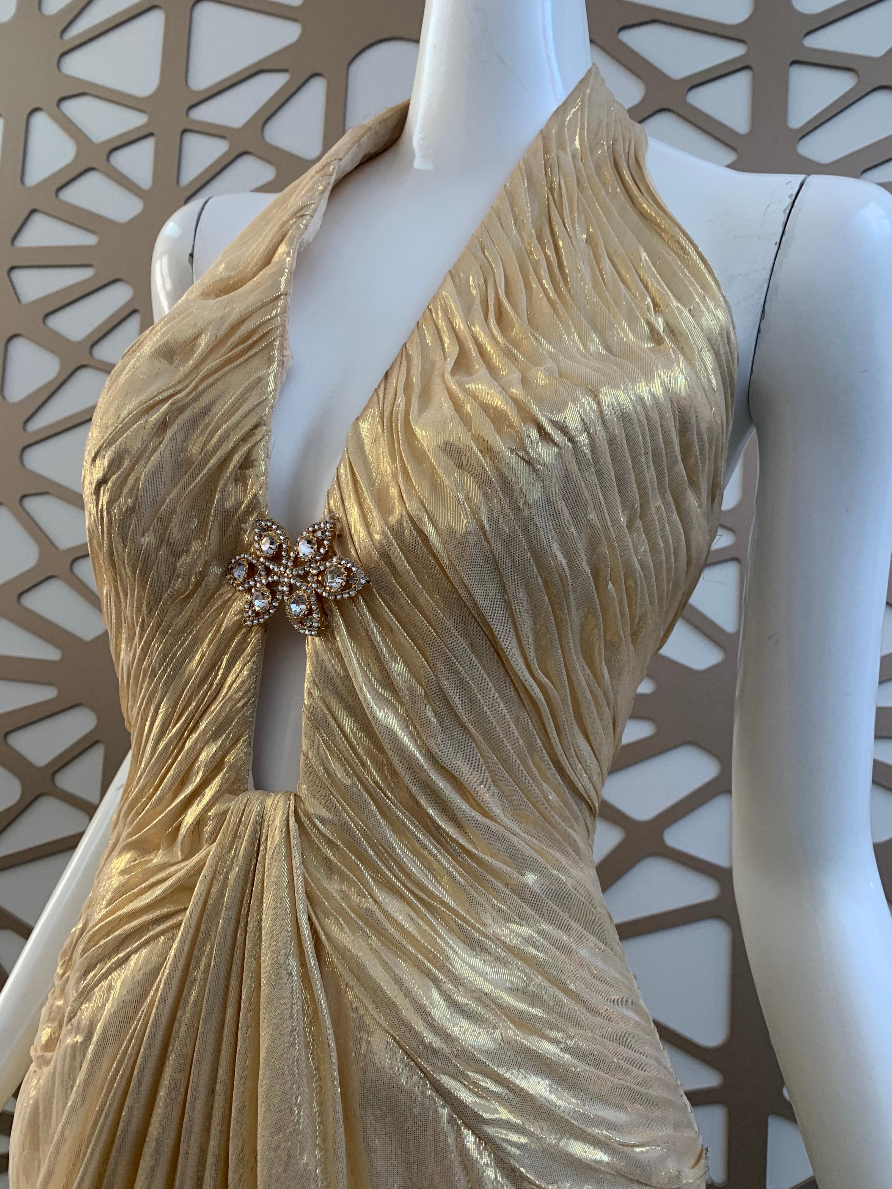 Marron 1990 Michael Casey Couture Gold Lame Goddess Gown W/ Halter Neck & Deep V   en vente