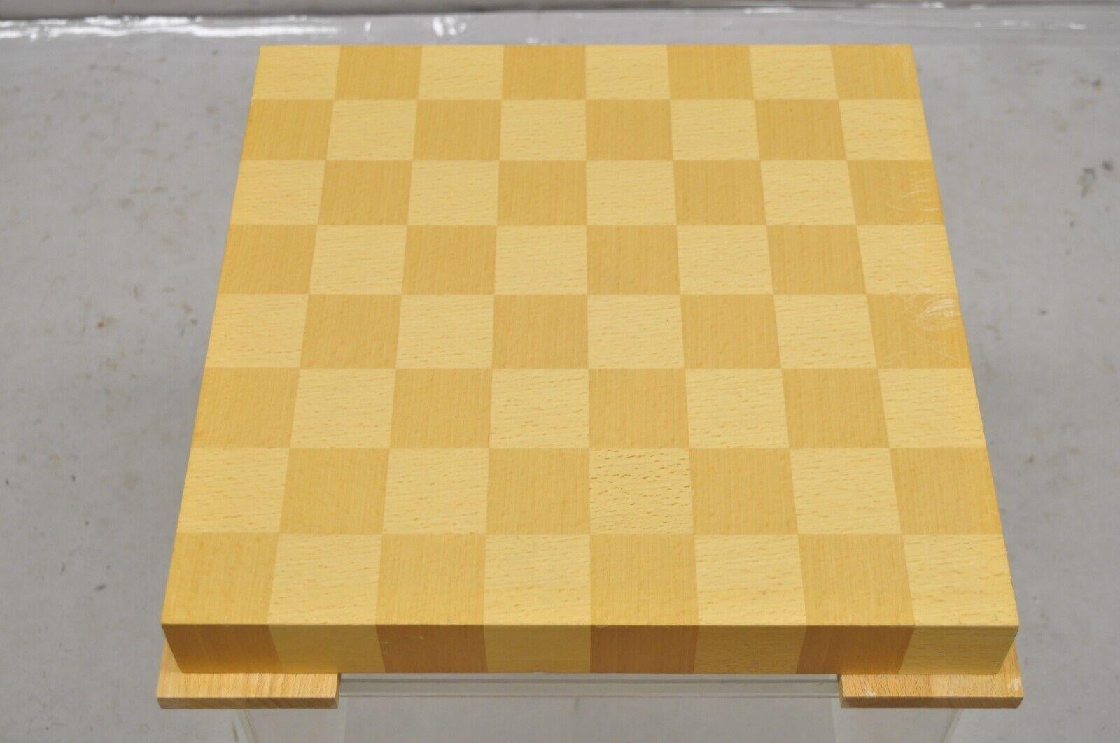 1990s Michael Graves Chess and Checkers Postmodern Set Maplewood Board Modern In Good Condition For Sale In Philadelphia, PA