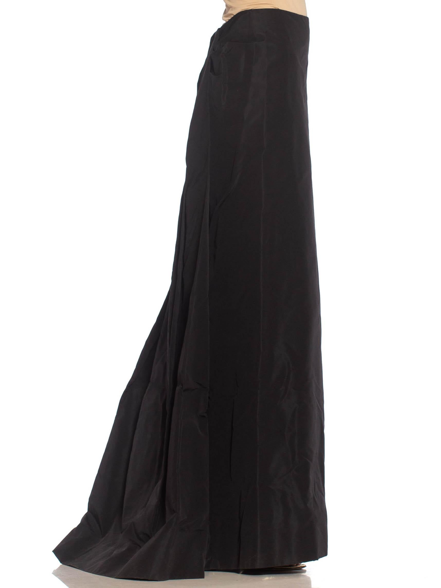 1990S MICHAEL KORS Black Silk Taffeta Trained Evening Skirt NWT In Excellent Condition For Sale In New York, NY