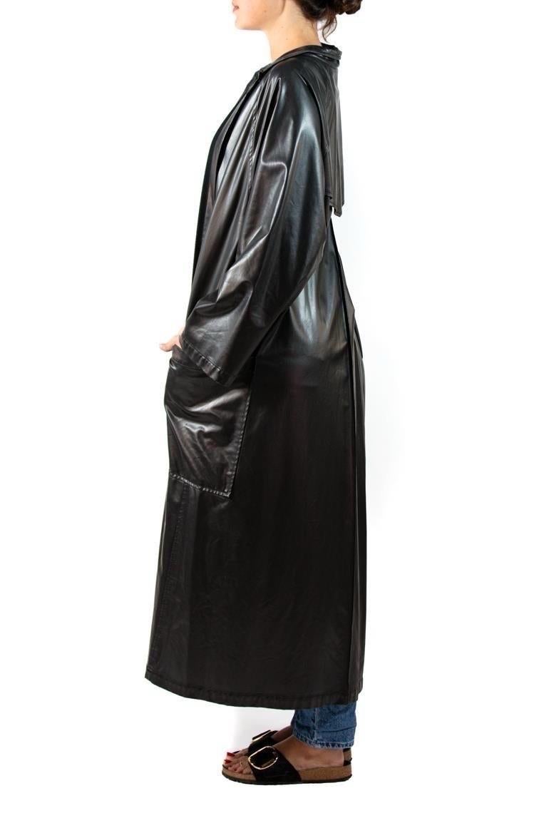 1990S Michael Vollbracht Black Poly/Nylon Duster Coat In Excellent Condition For Sale In New York, NY