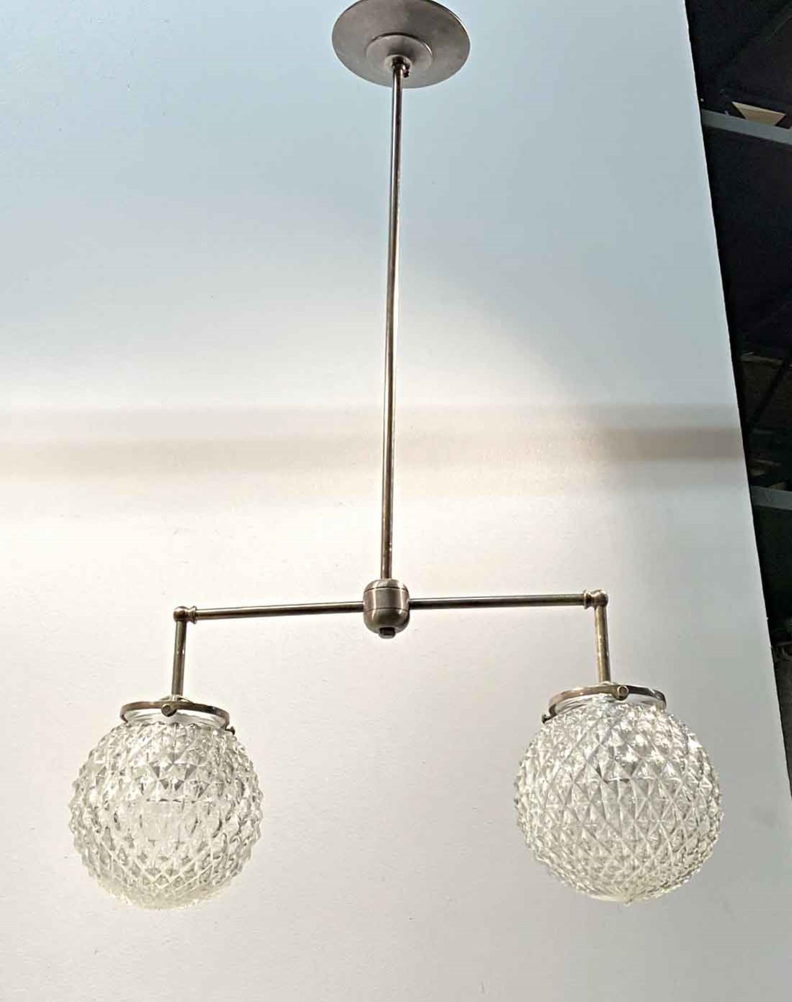 1990s Mid-Century Modern Textured Double Globe Pendant Light In Good Condition In New York, NY