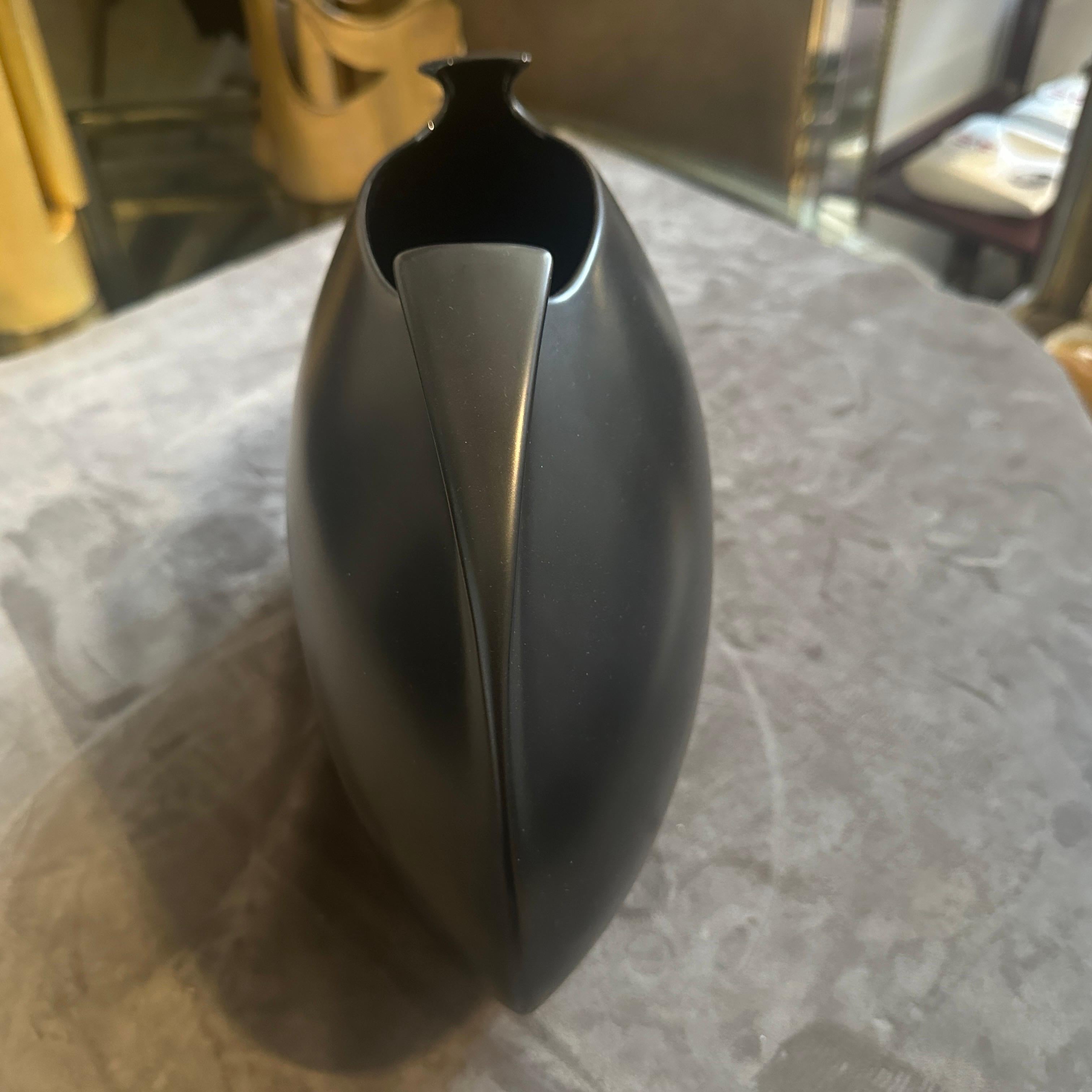 1990s Minimalist Black Porcelain Tasca Huge Vase by Lino Sabattini for Rosenthal For Sale 4
