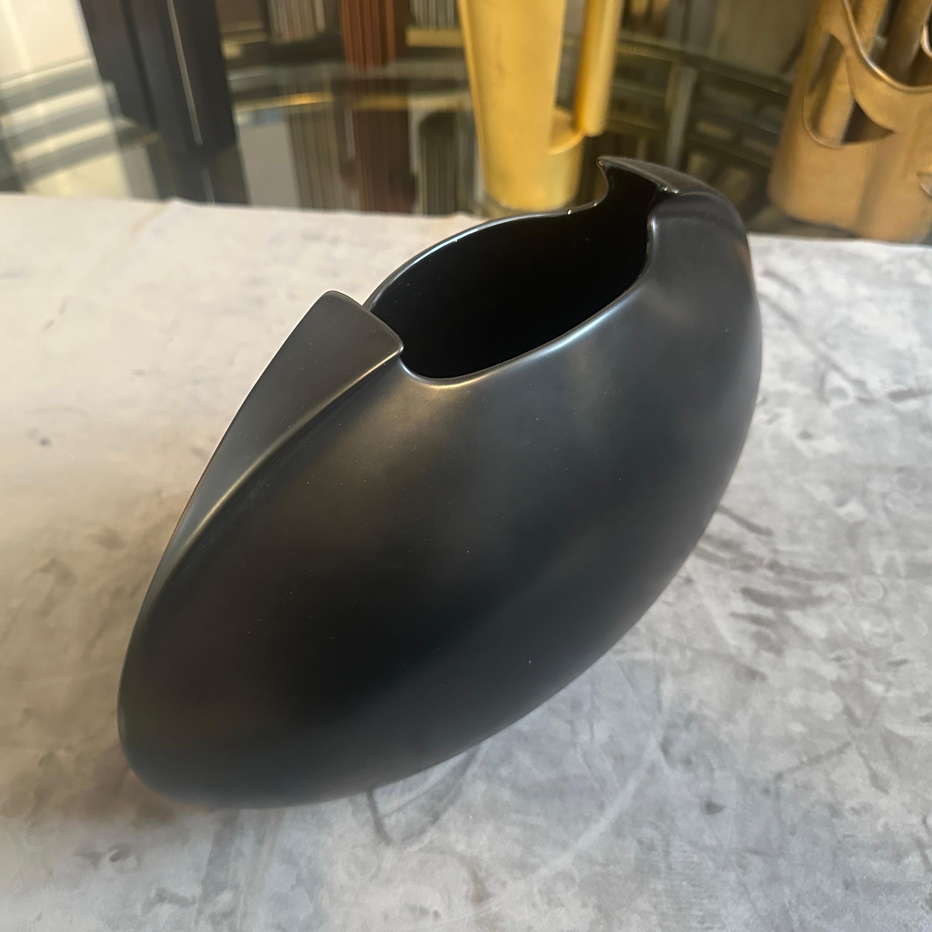 1990s Minimalist Black Porcelain Tasca Huge Vase by Lino Sabattini for Rosenthal For Sale 5