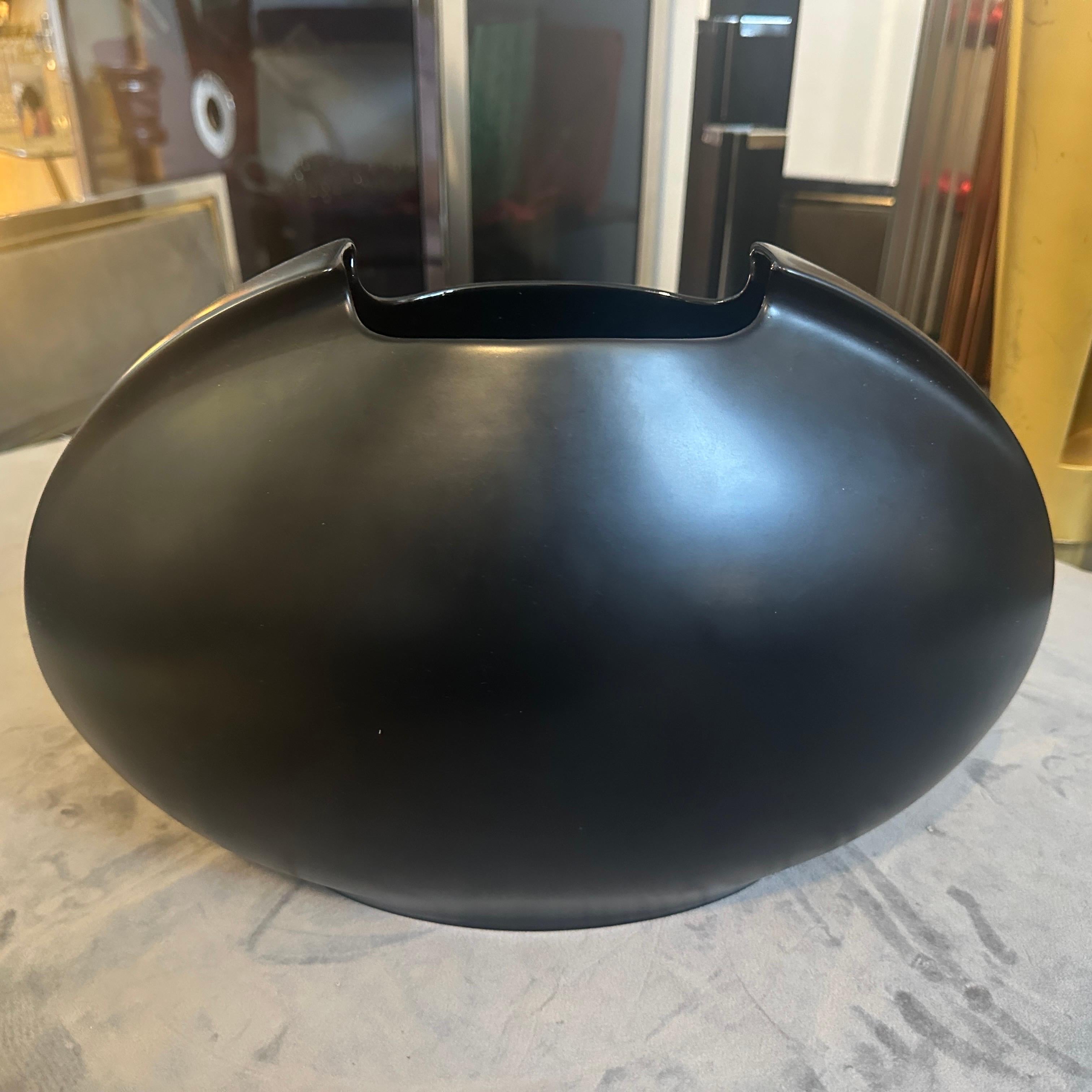 1990s Minimalist Black Porcelain Tasca Huge Vase by Lino Sabattini for Rosenthal For Sale 6