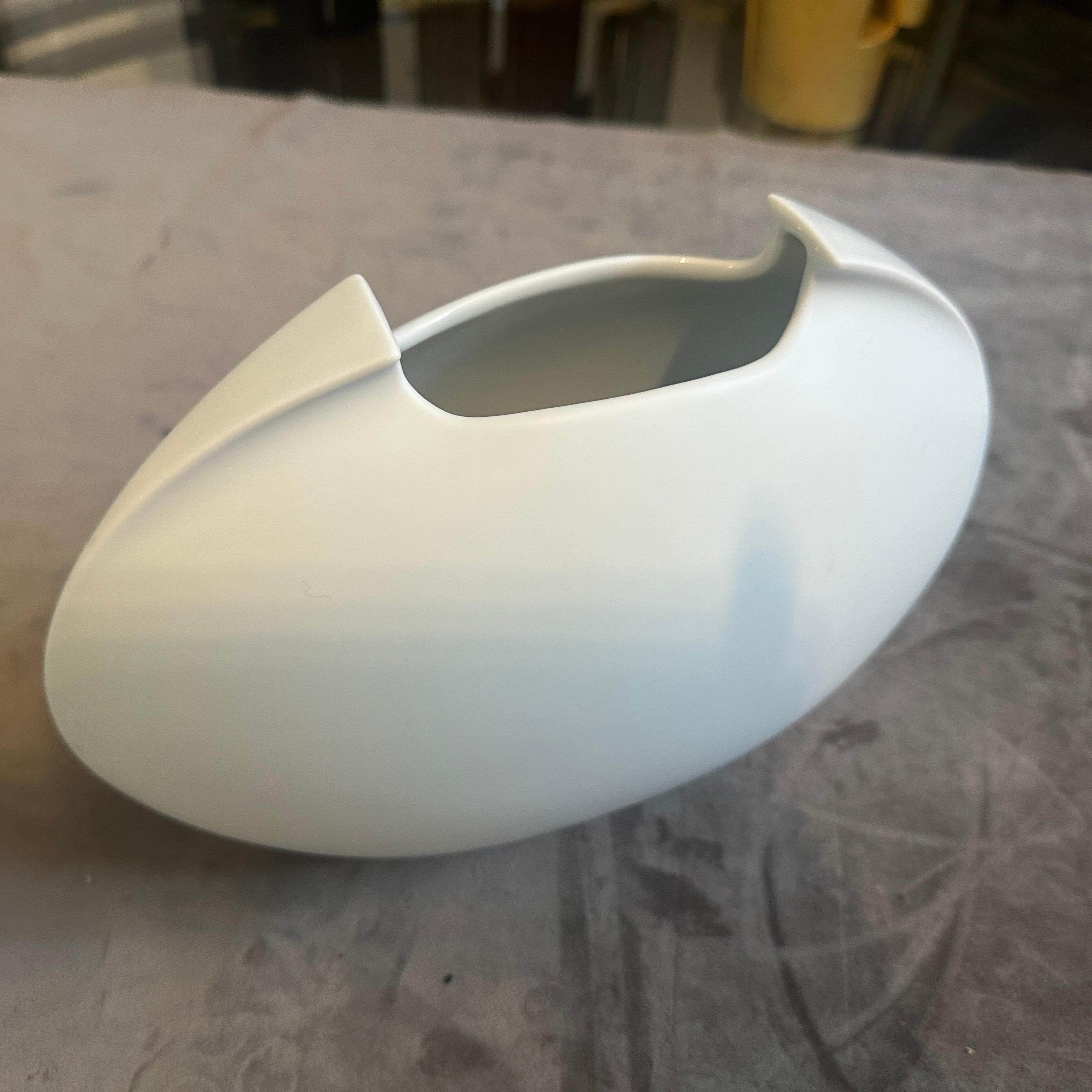 German 1990s Minimalist White Porcelain Tasca Vase by Lino Sabattini for Rosenthal For Sale