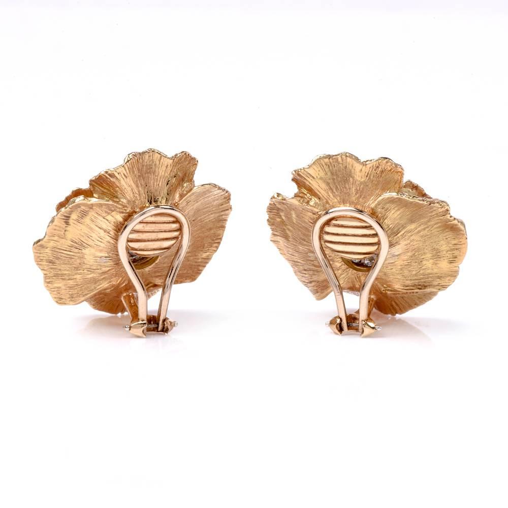 Artisan 1990s Mish Hibiscus Flower Diamond Yellow Gold Clip-On Earrings